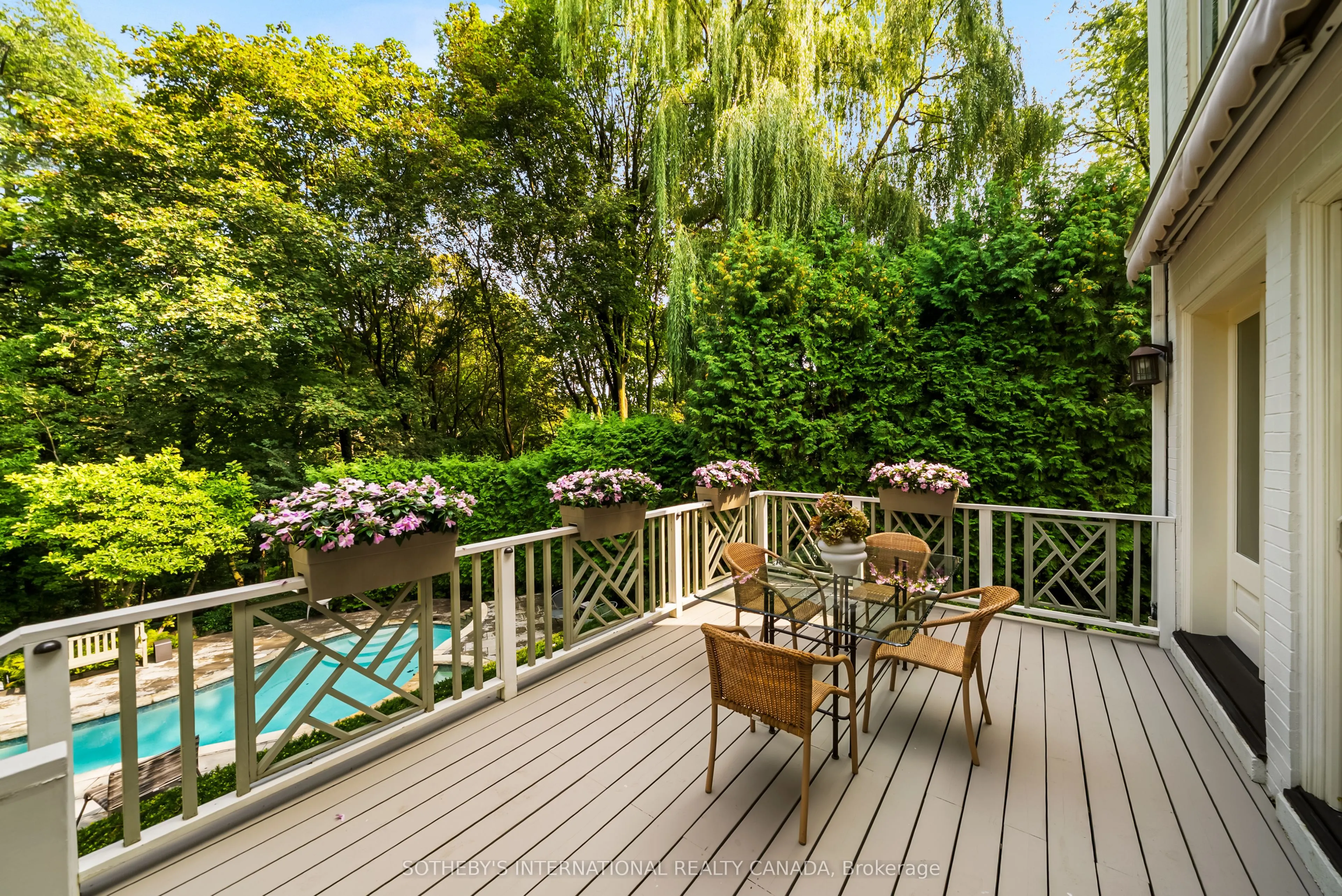 12 Forest Glen Crescent