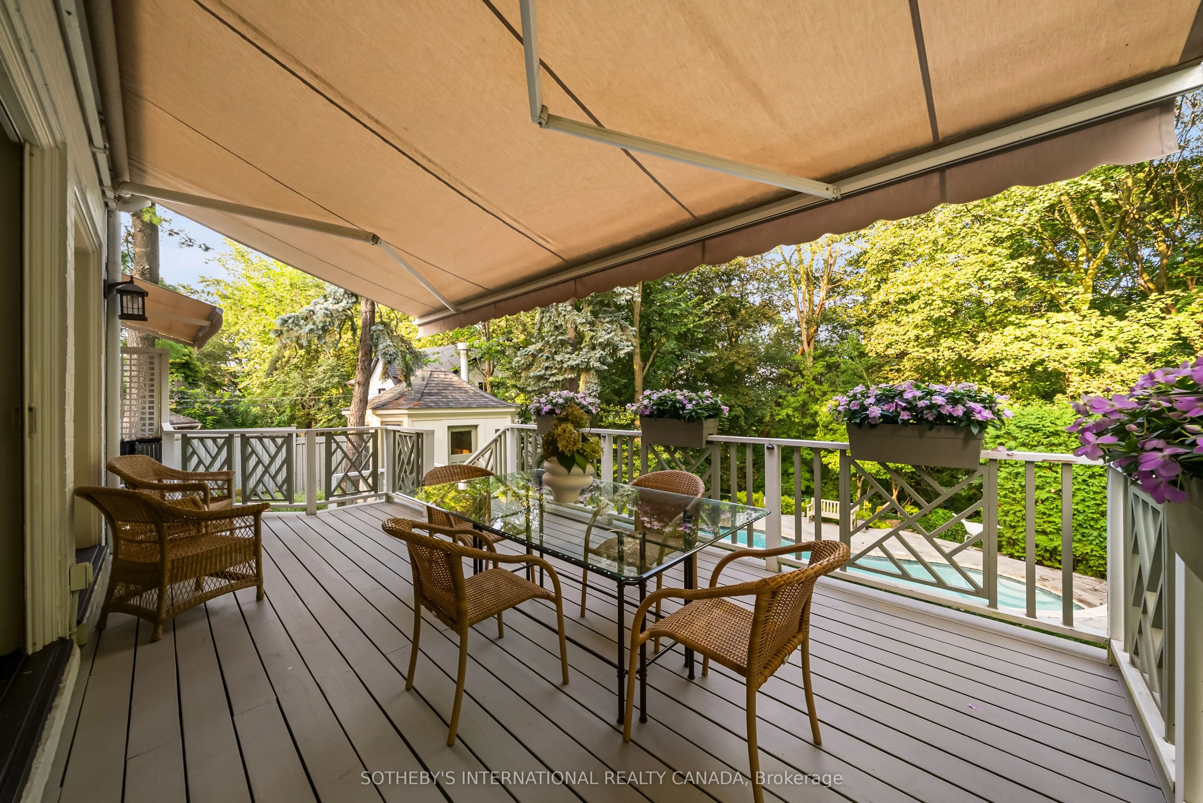 12 Forest Glen Crescent