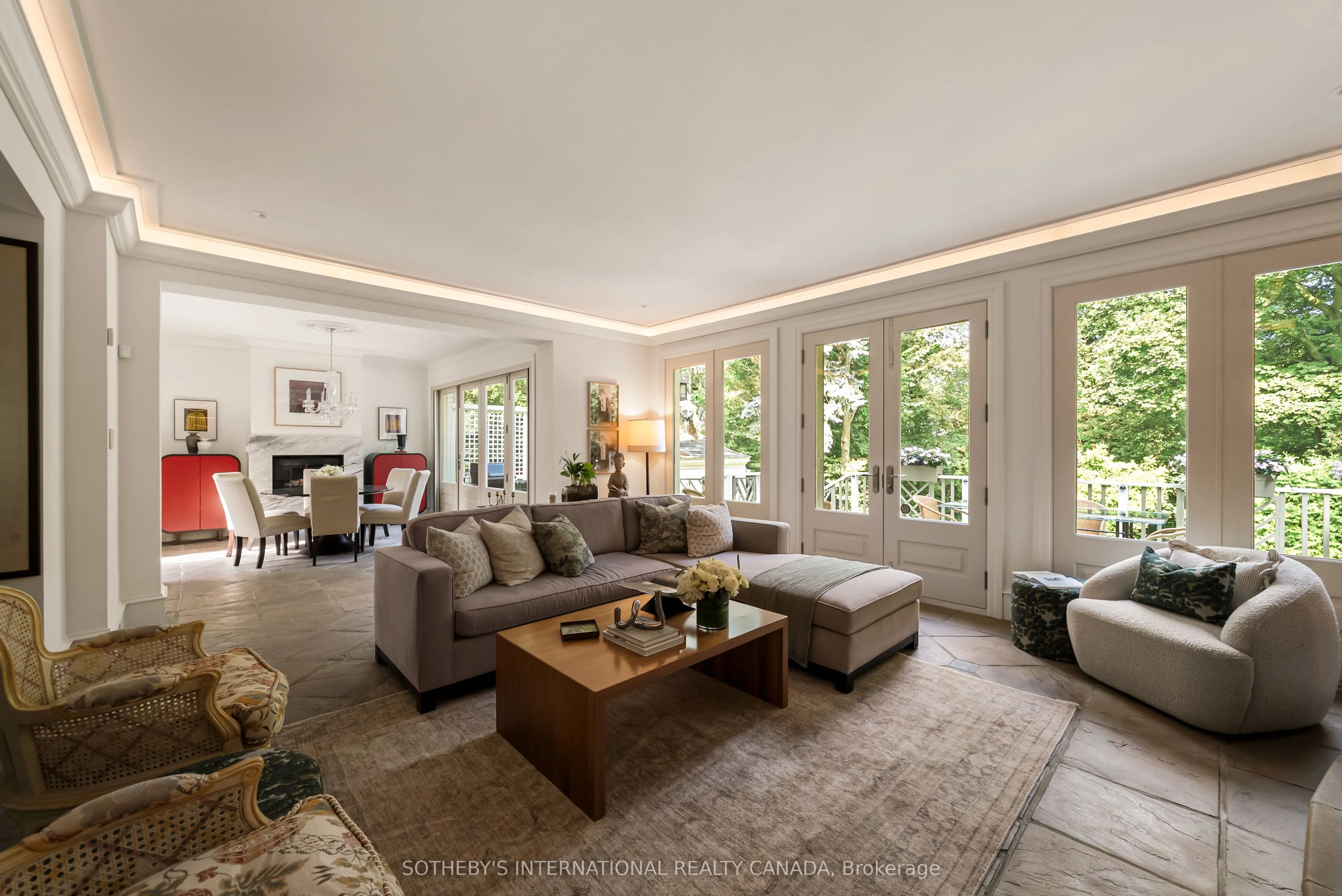 12 Forest Glen Crescent
