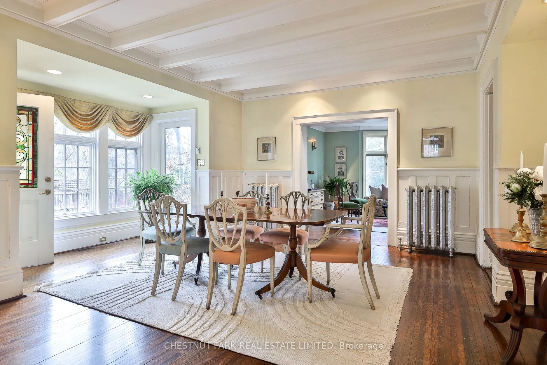 127 Roxborough Drive