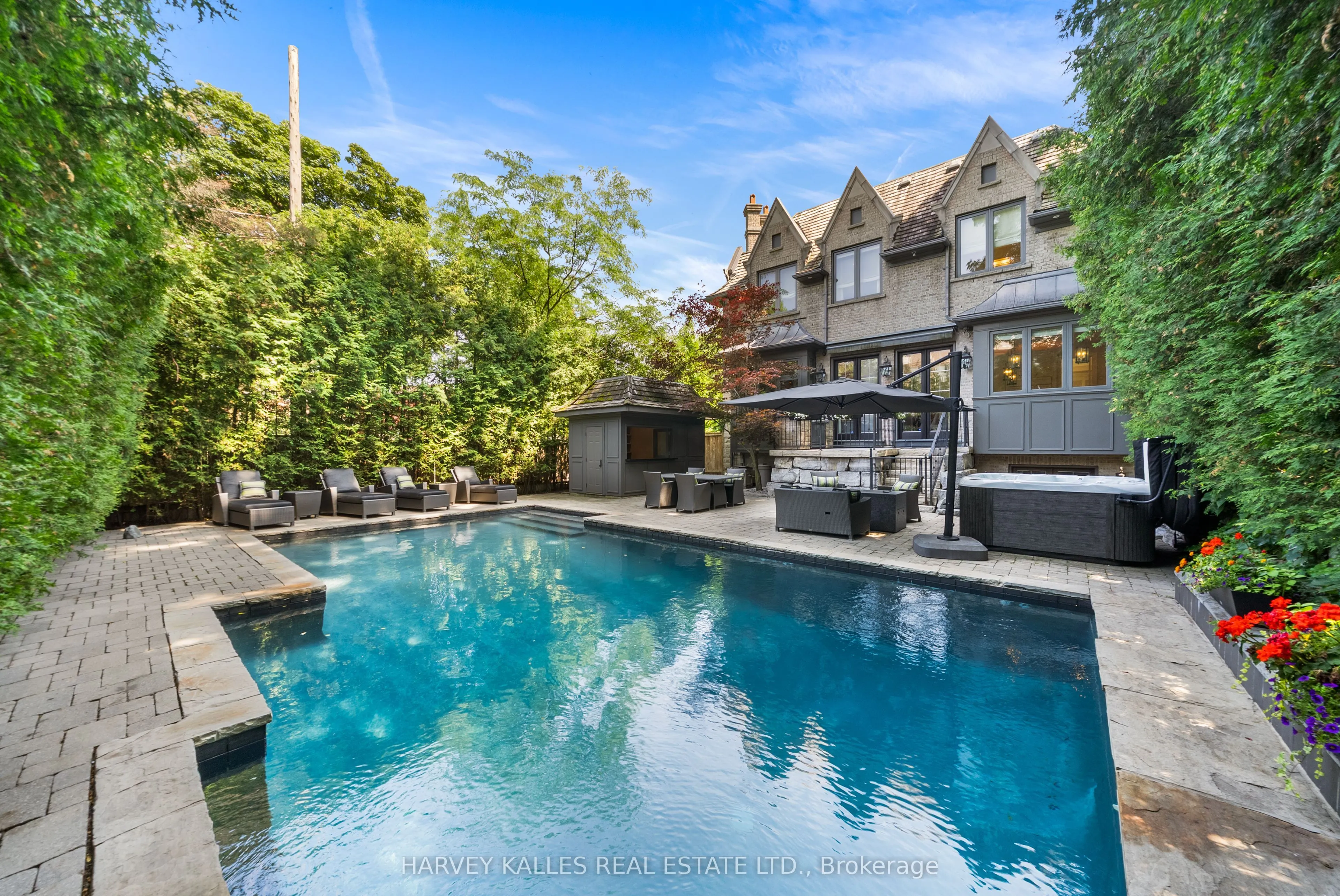 6 Vesta Drive
