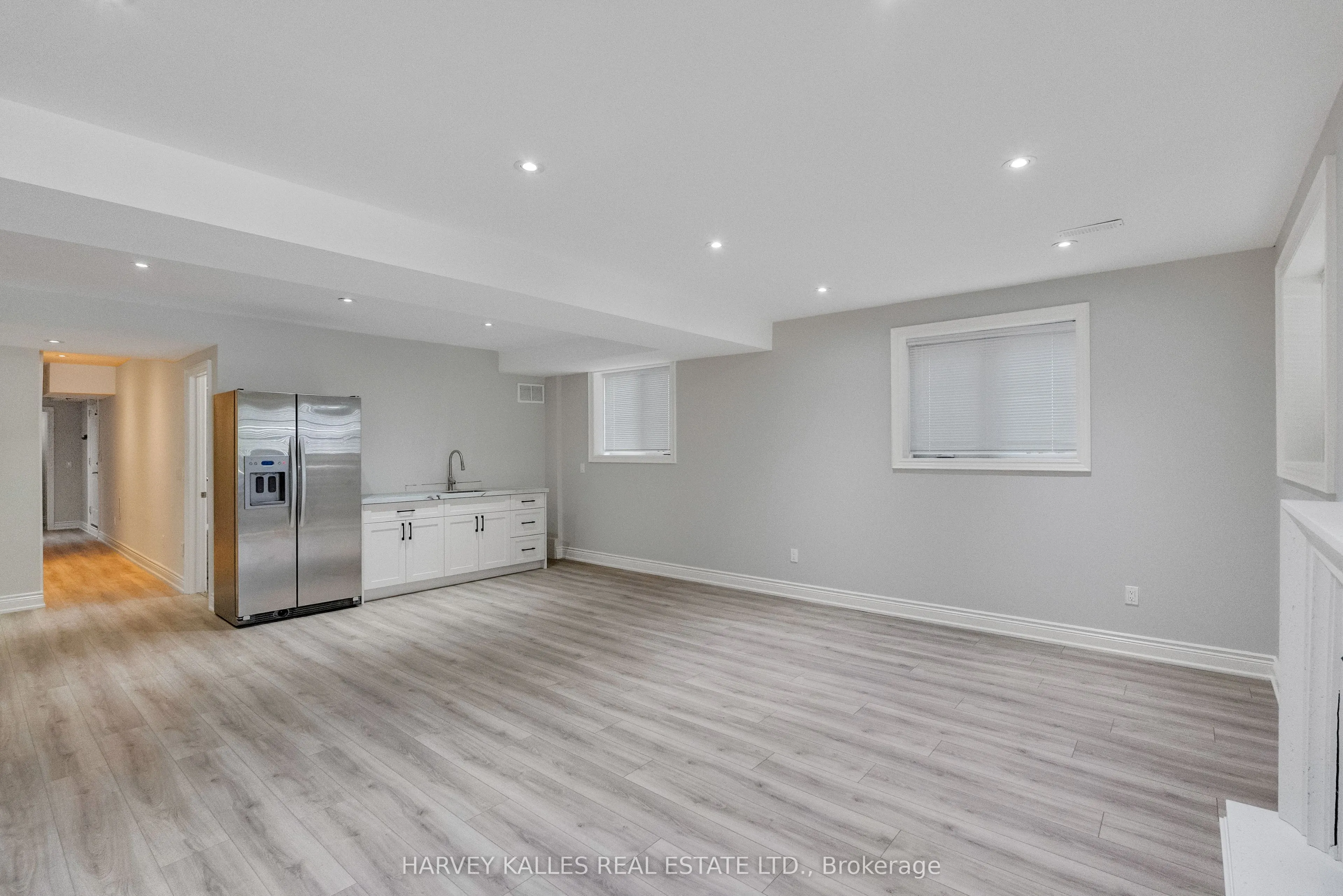 168 Roe Avenue