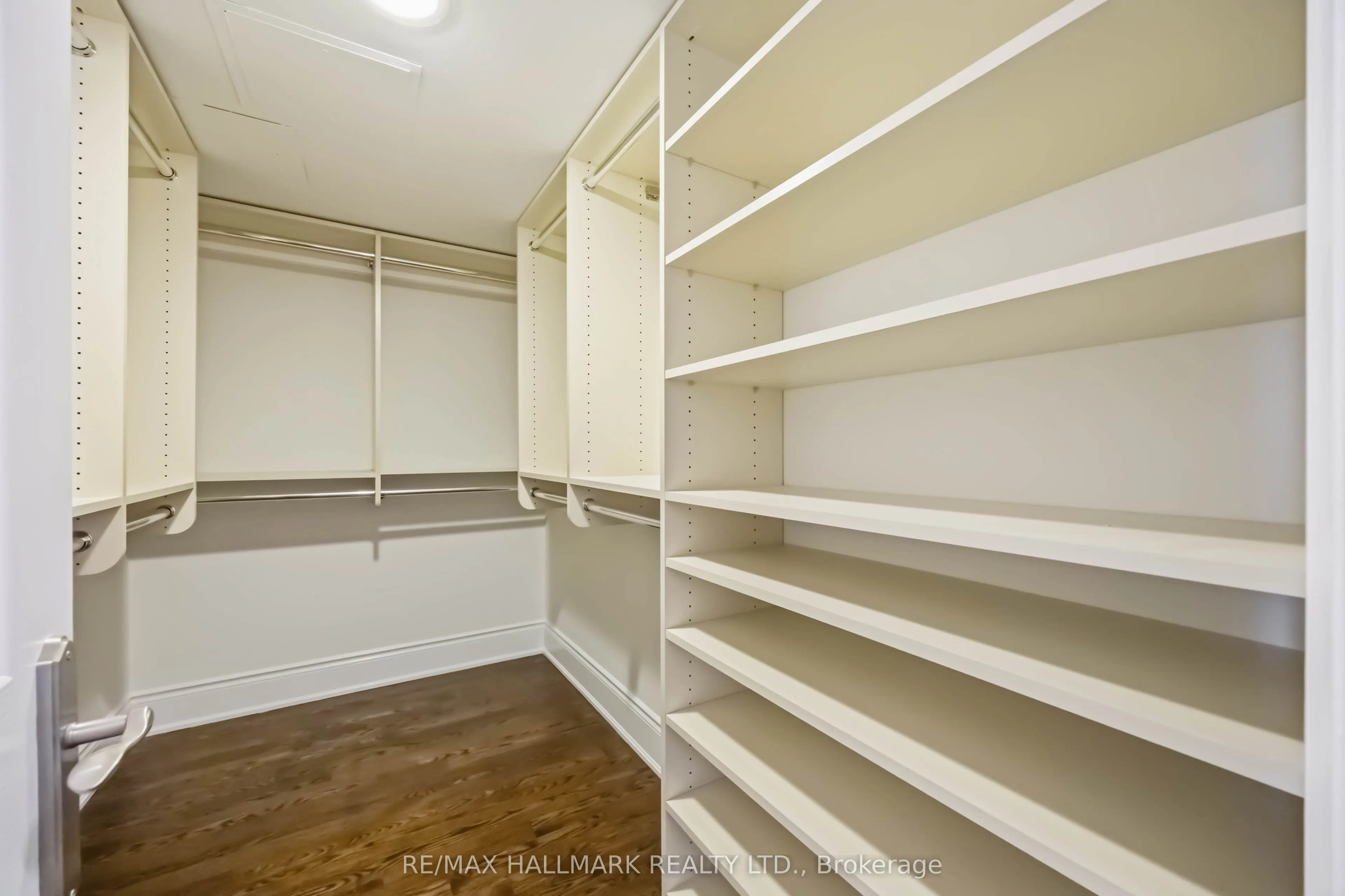 80 Harrison Garden Boulevard #1821