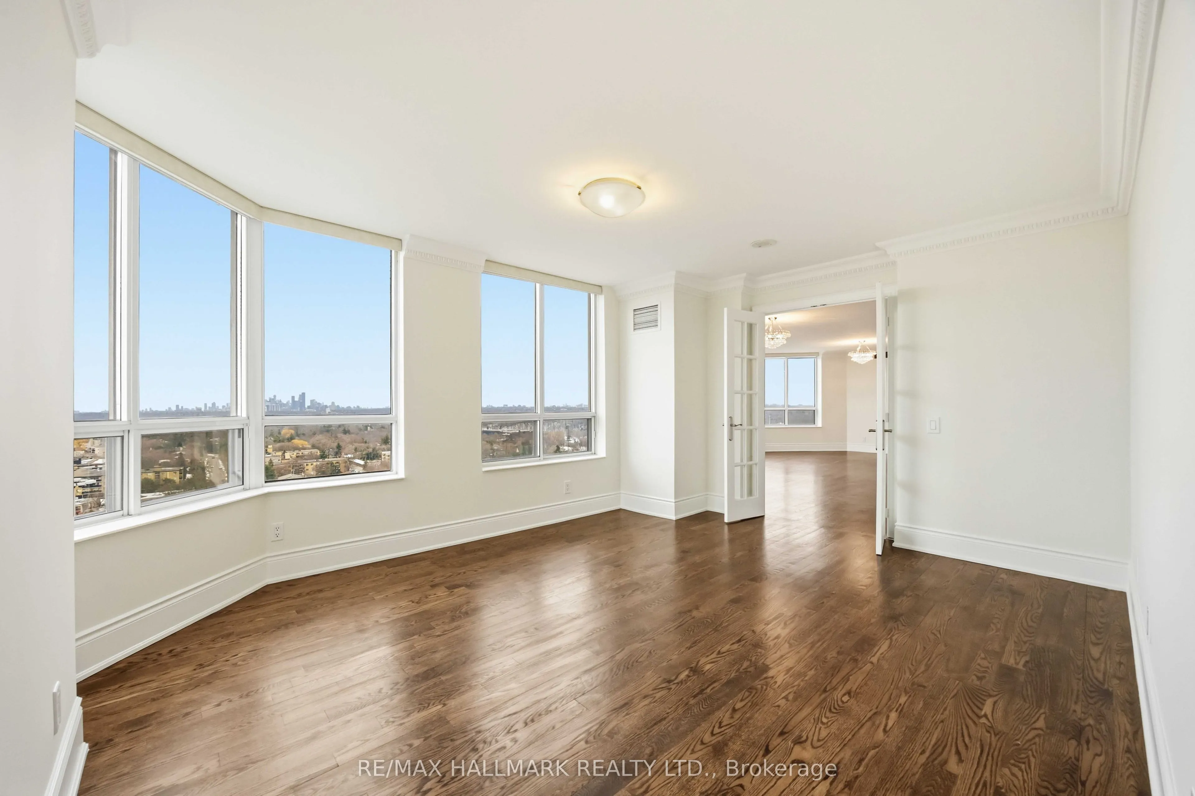 80 Harrison Garden Boulevard #1821