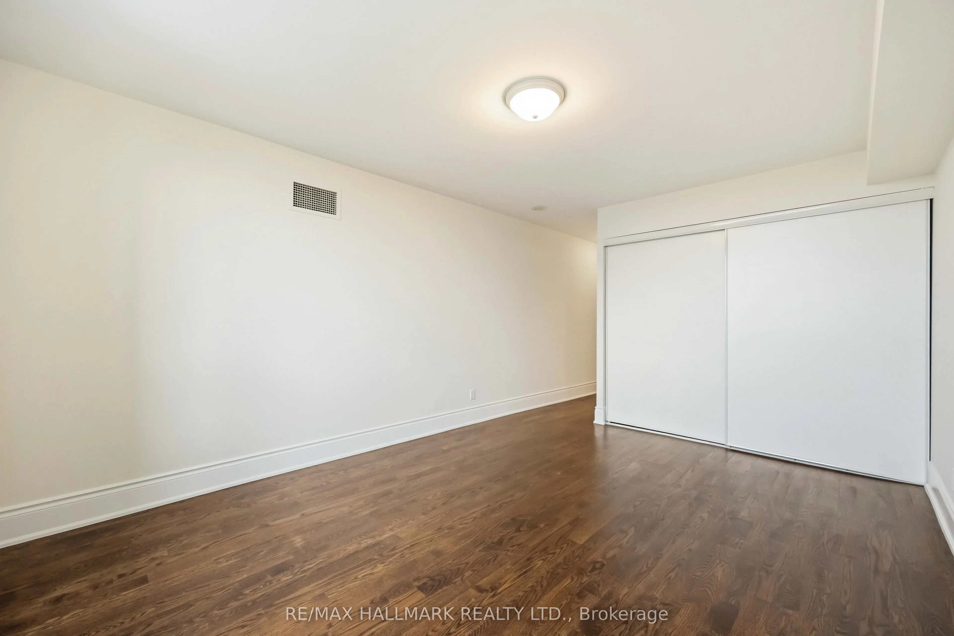 80 Harrison Garden Boulevard #1821