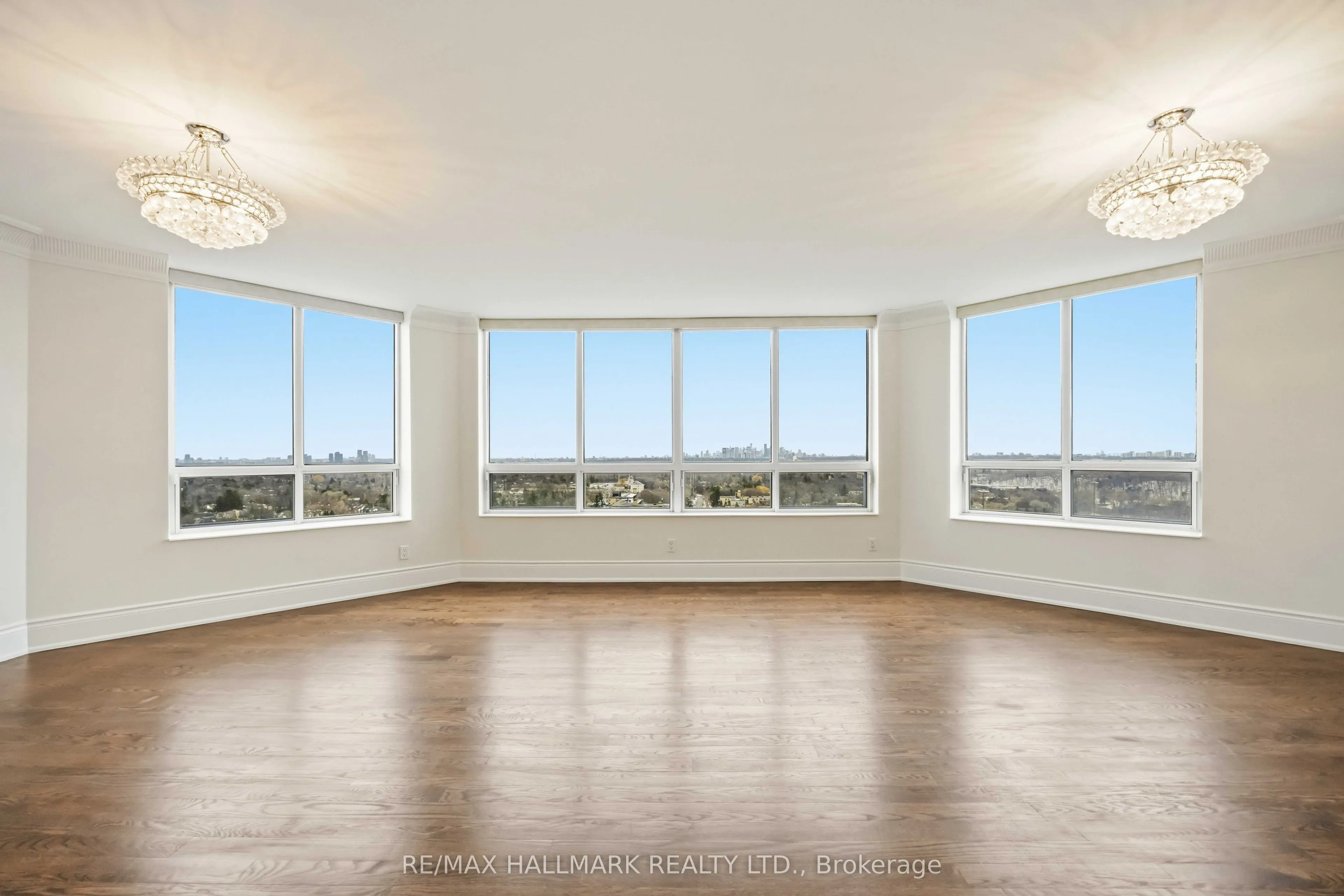 80 Harrison Garden Boulevard #1821