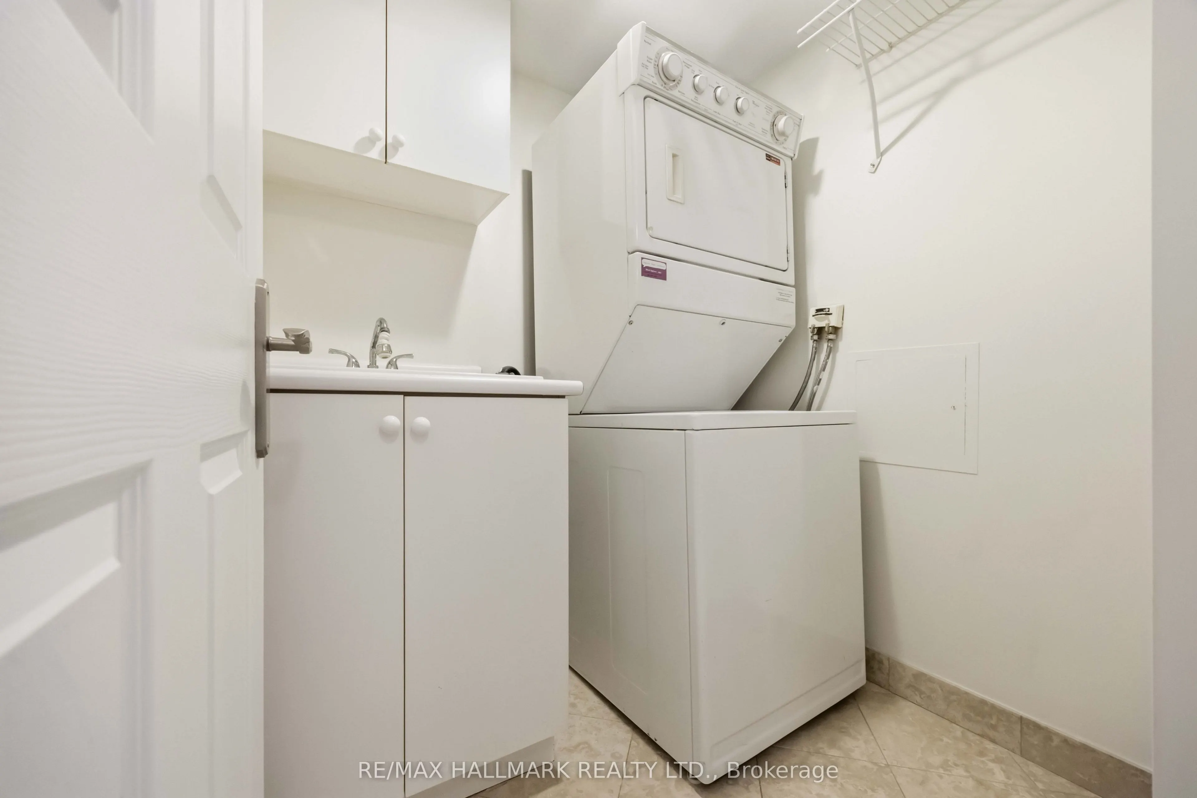 80 Harrison Garden Boulevard #1821