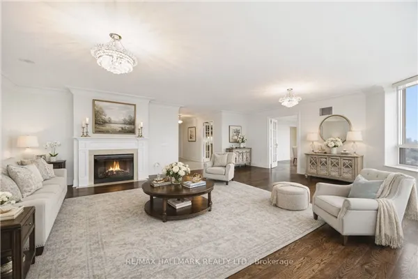 80 Harrison Garden Boulevard #1821