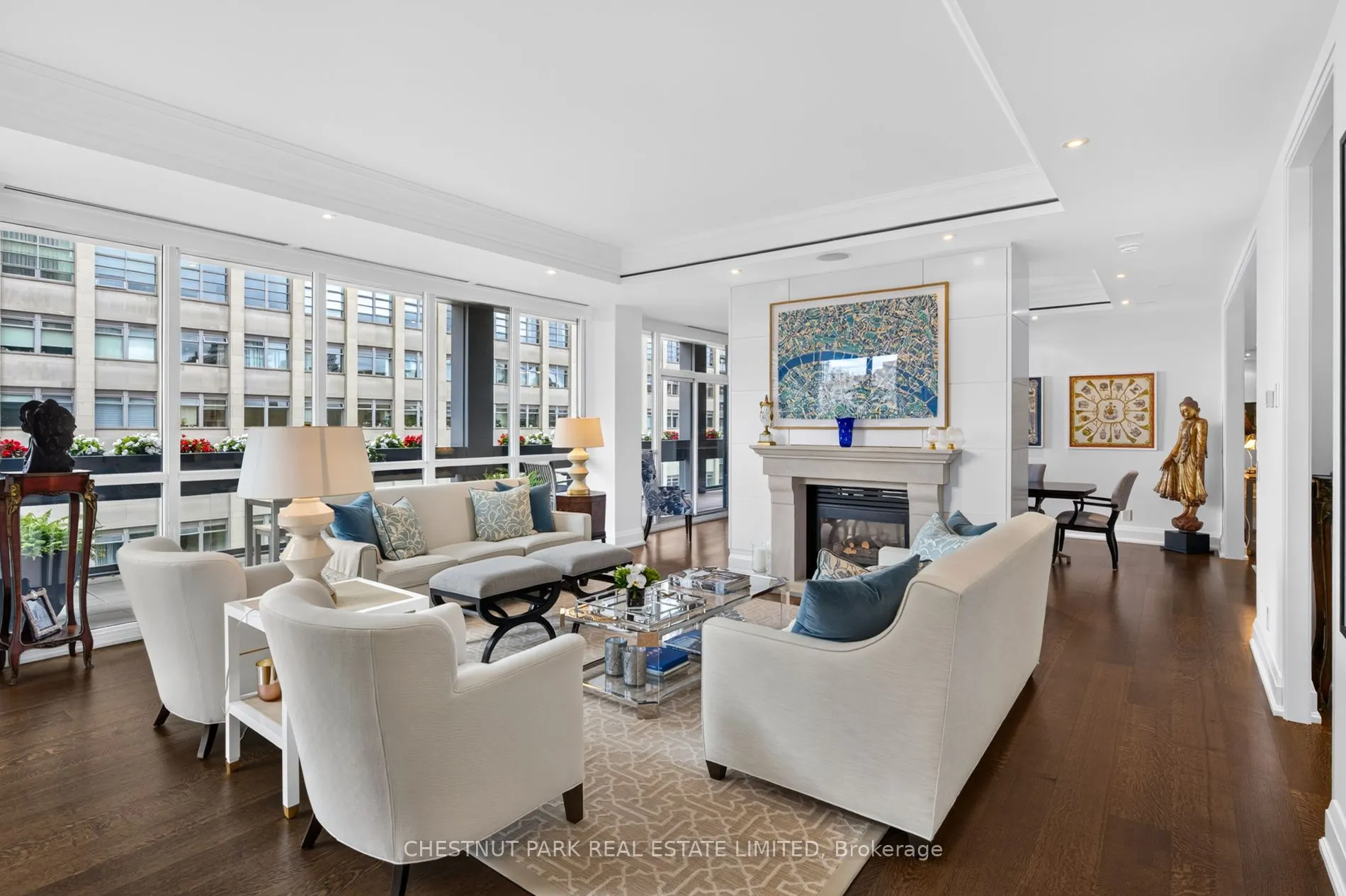 112 St Clair Avenue W #601