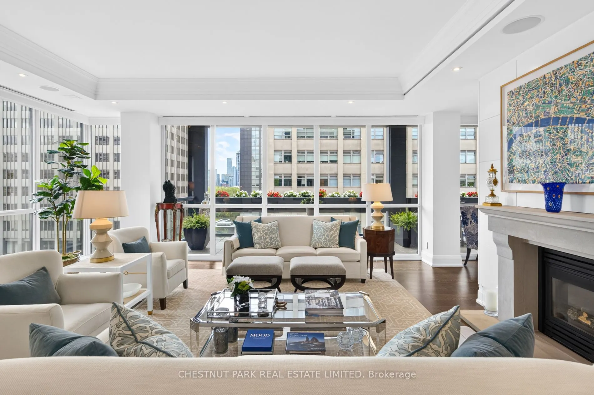 112 St Clair Avenue W #601