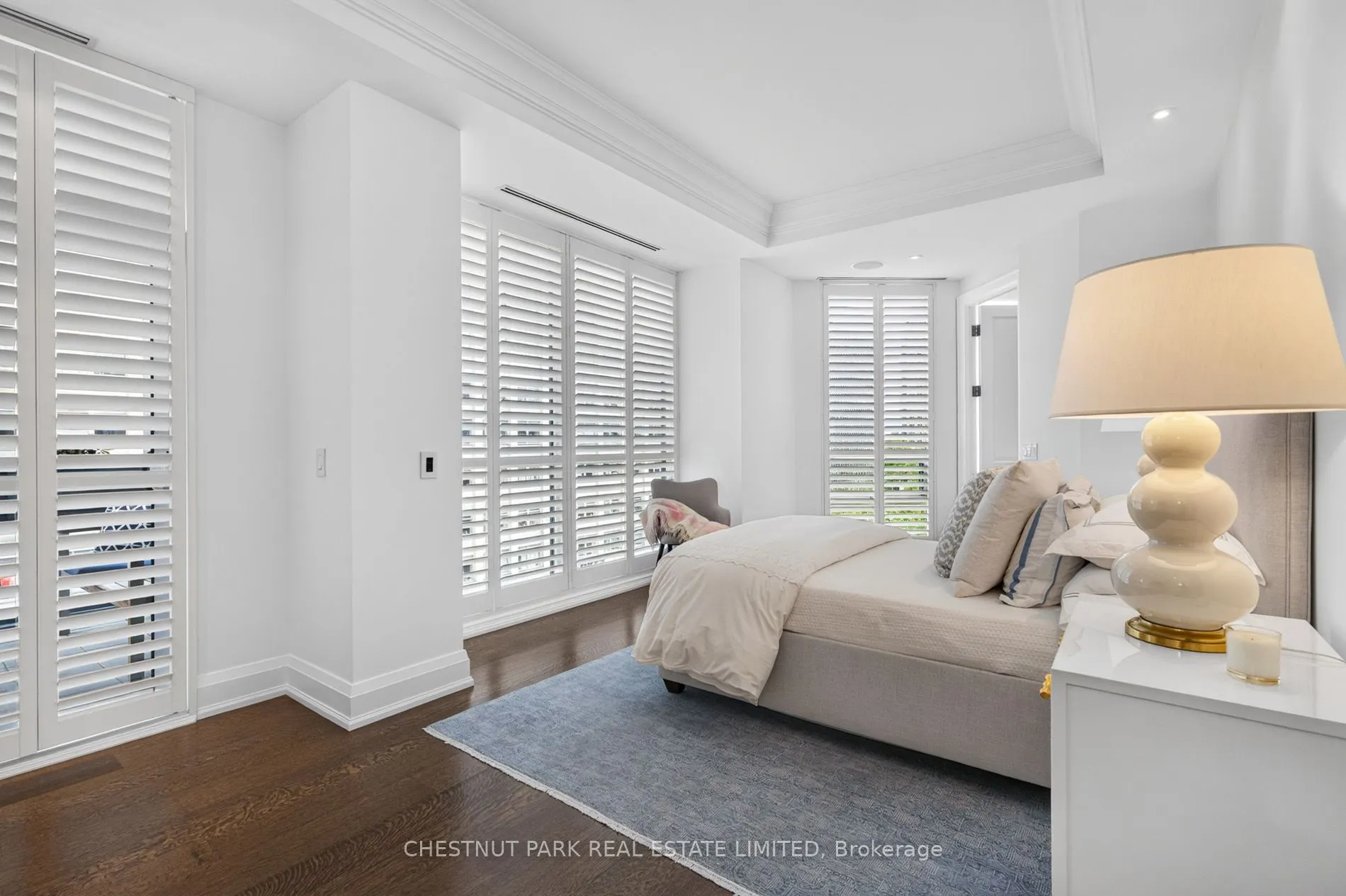 112 St Clair Avenue W #601