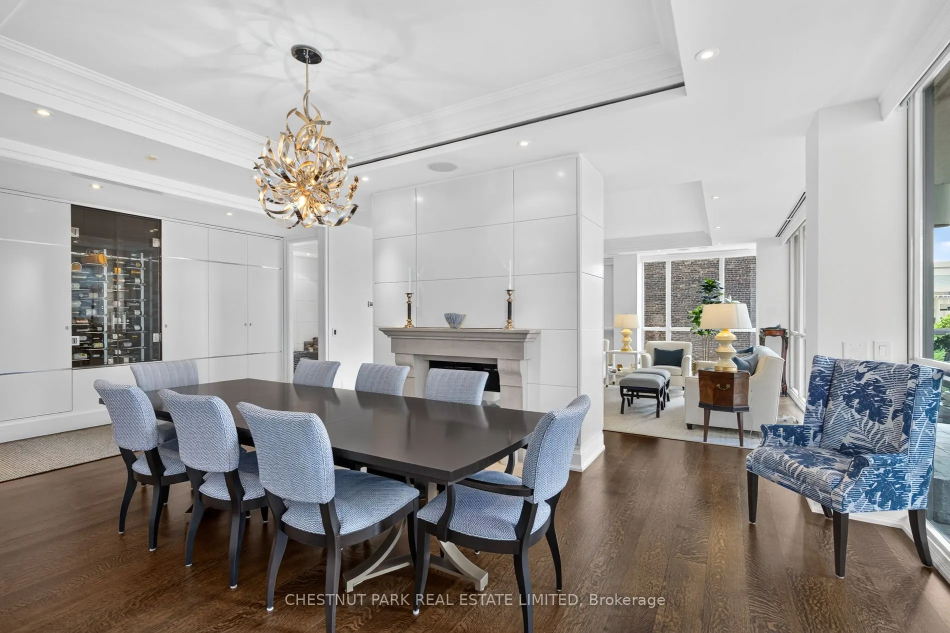 112 St Clair Avenue W #601