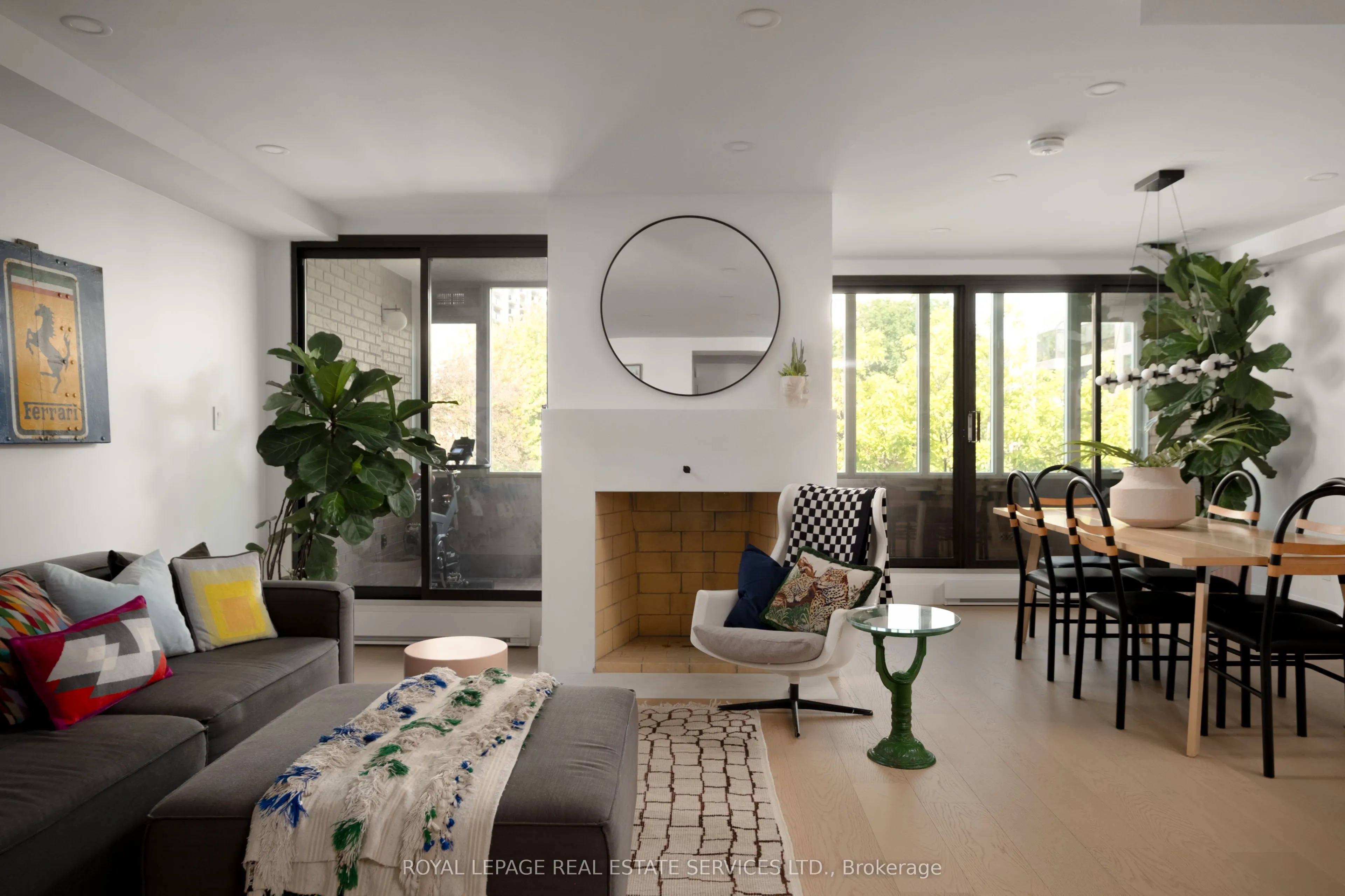 349 St. Clair Avenue W #402
