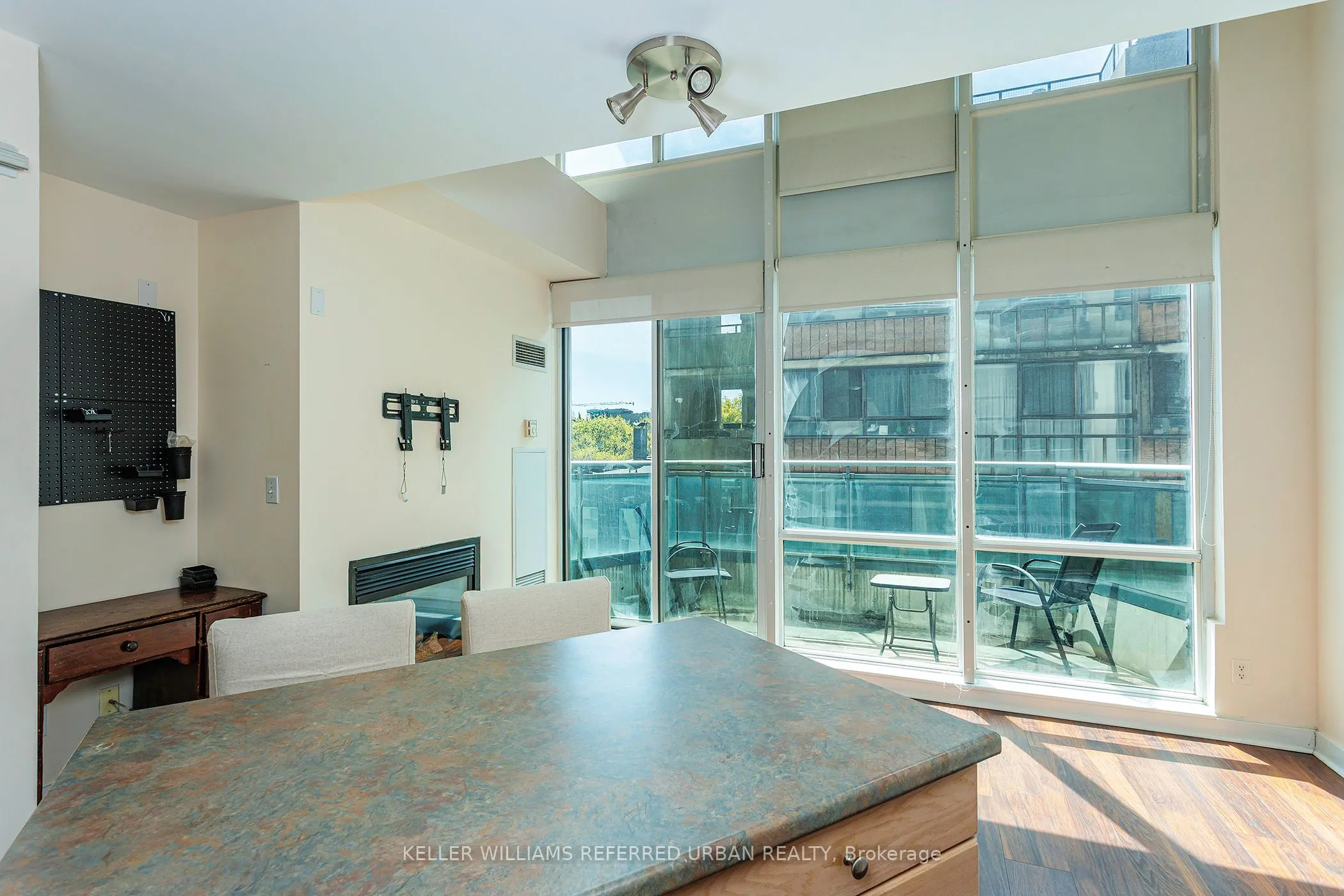 77 Lombard Street #514