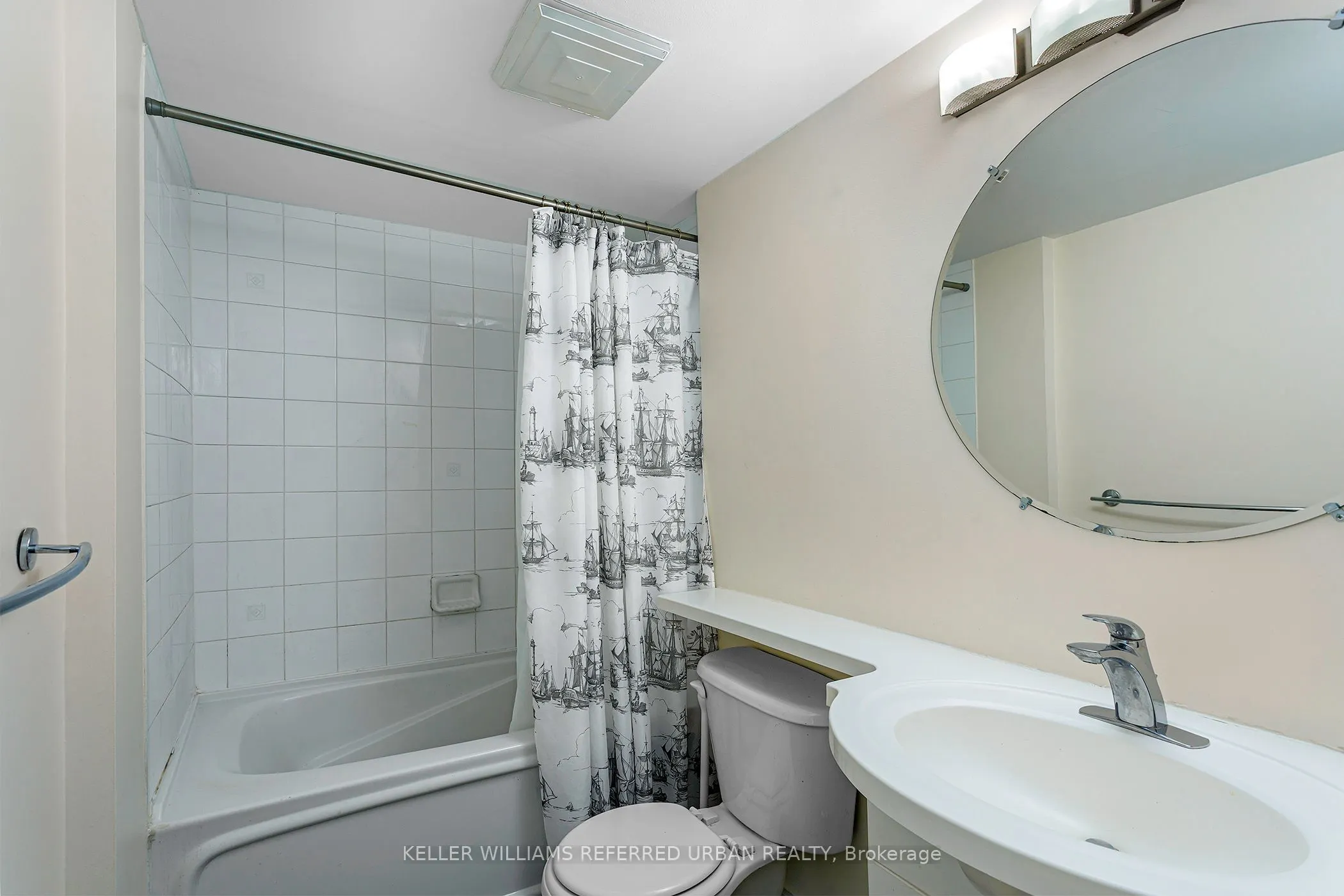 77 Lombard Street #514