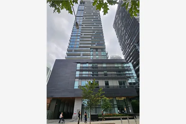 39 Roehampton Avenue #601