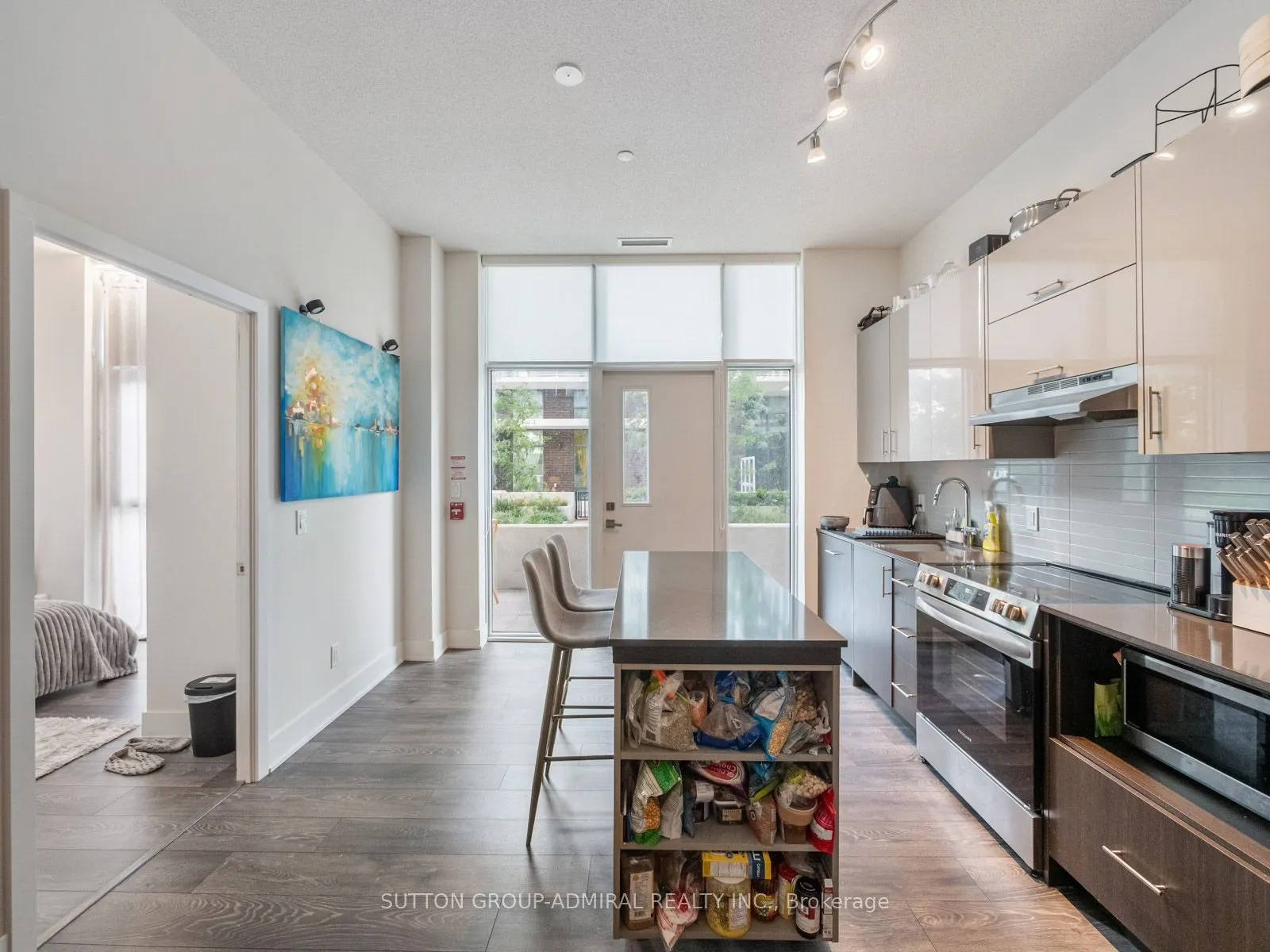 188 Fairview Mall Drive #101
