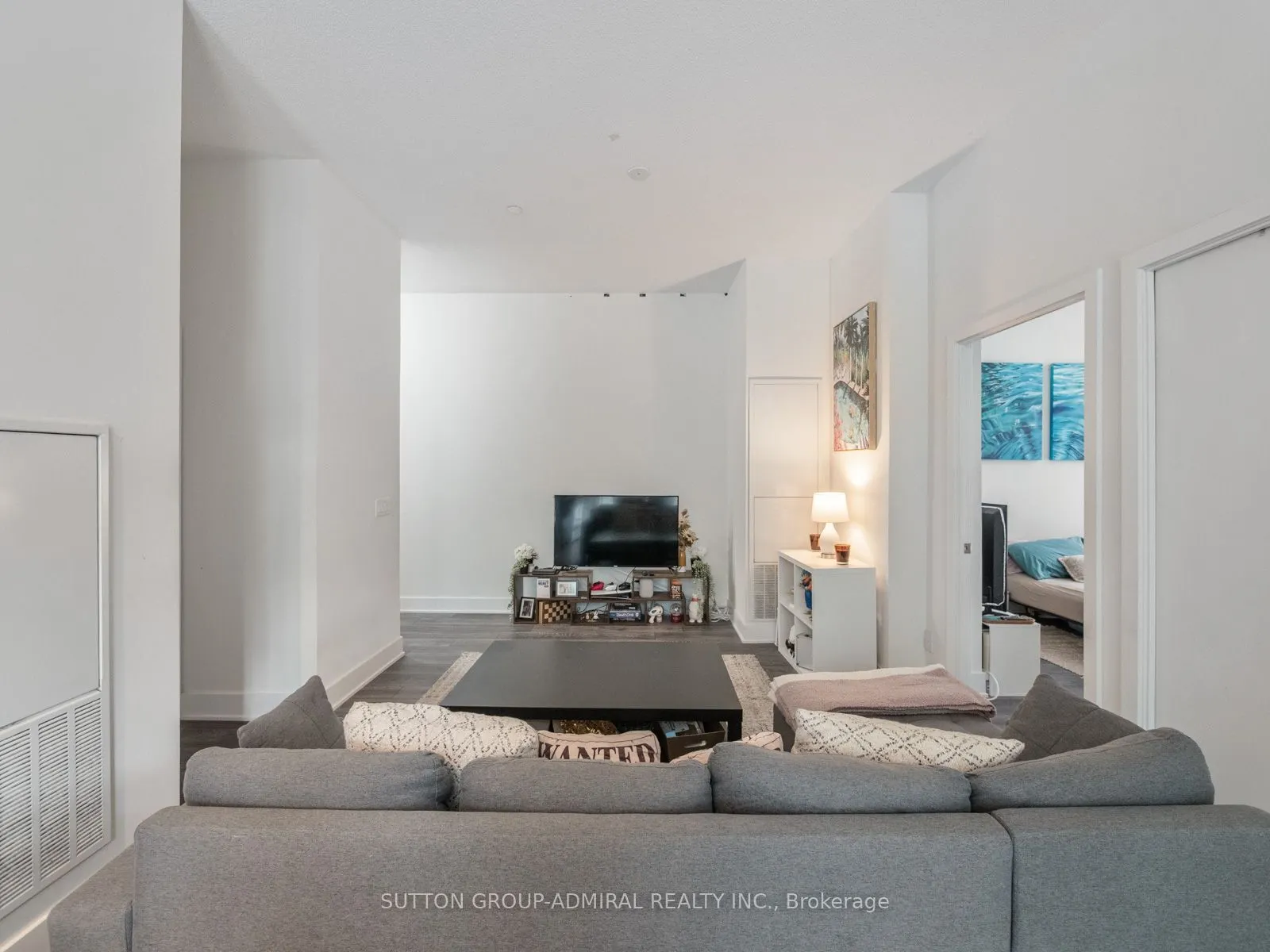 188 Fairview Mall Drive #101