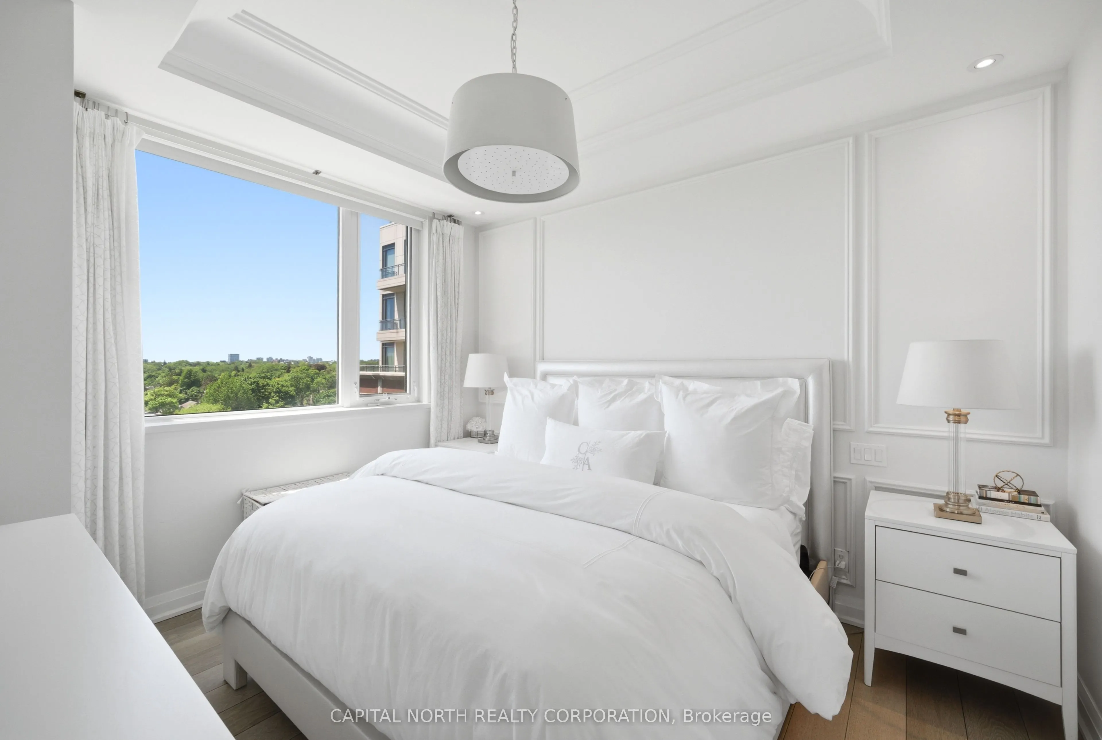 23 Glebe Road W #804
