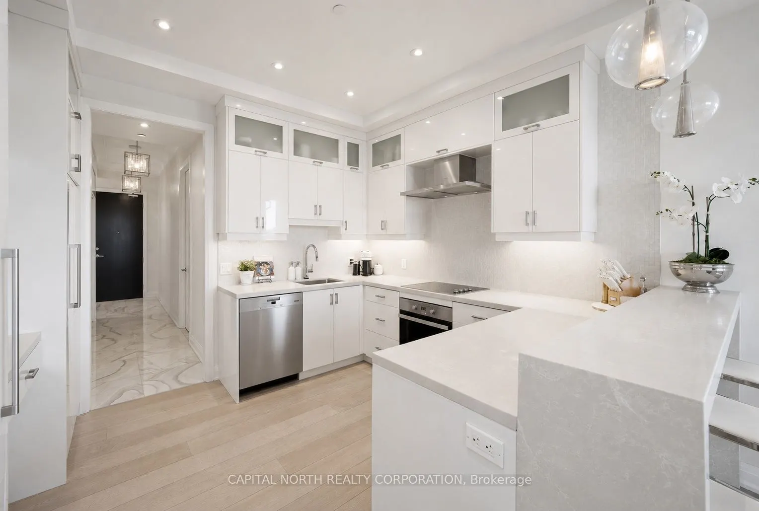 23 Glebe Road W #804