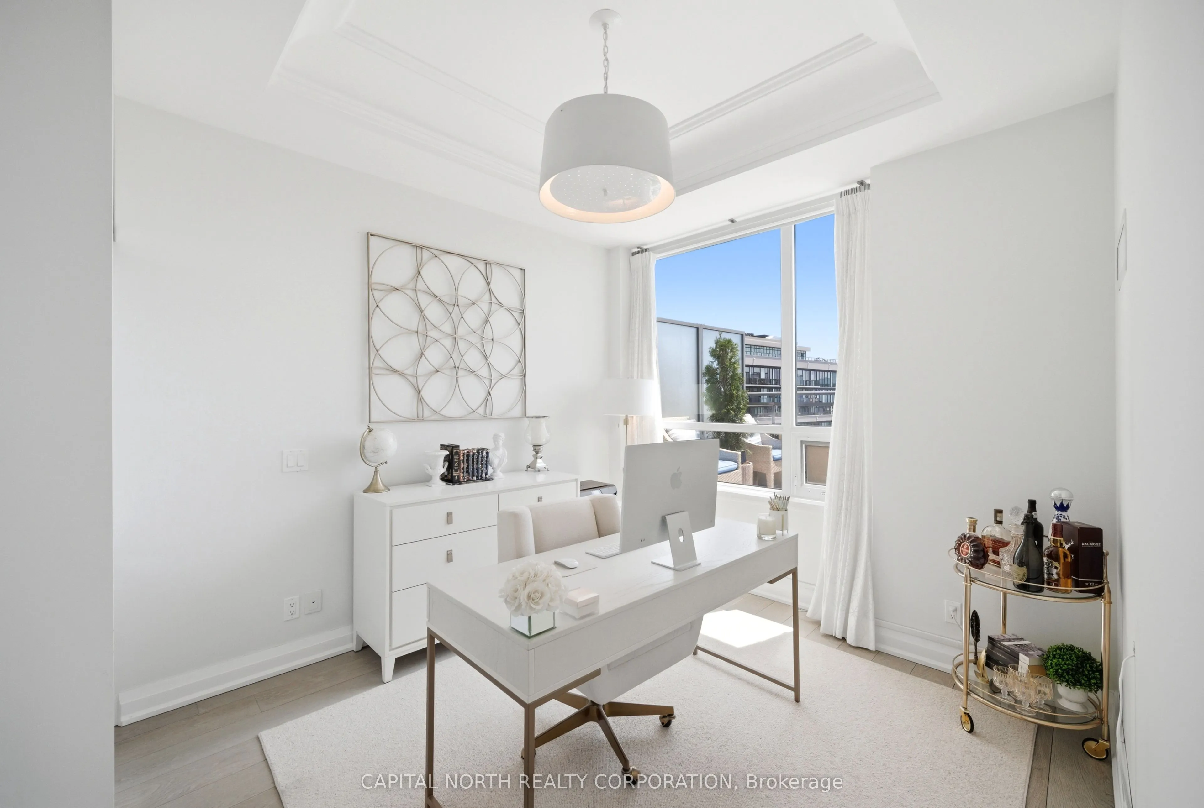 23 Glebe Road W #804
