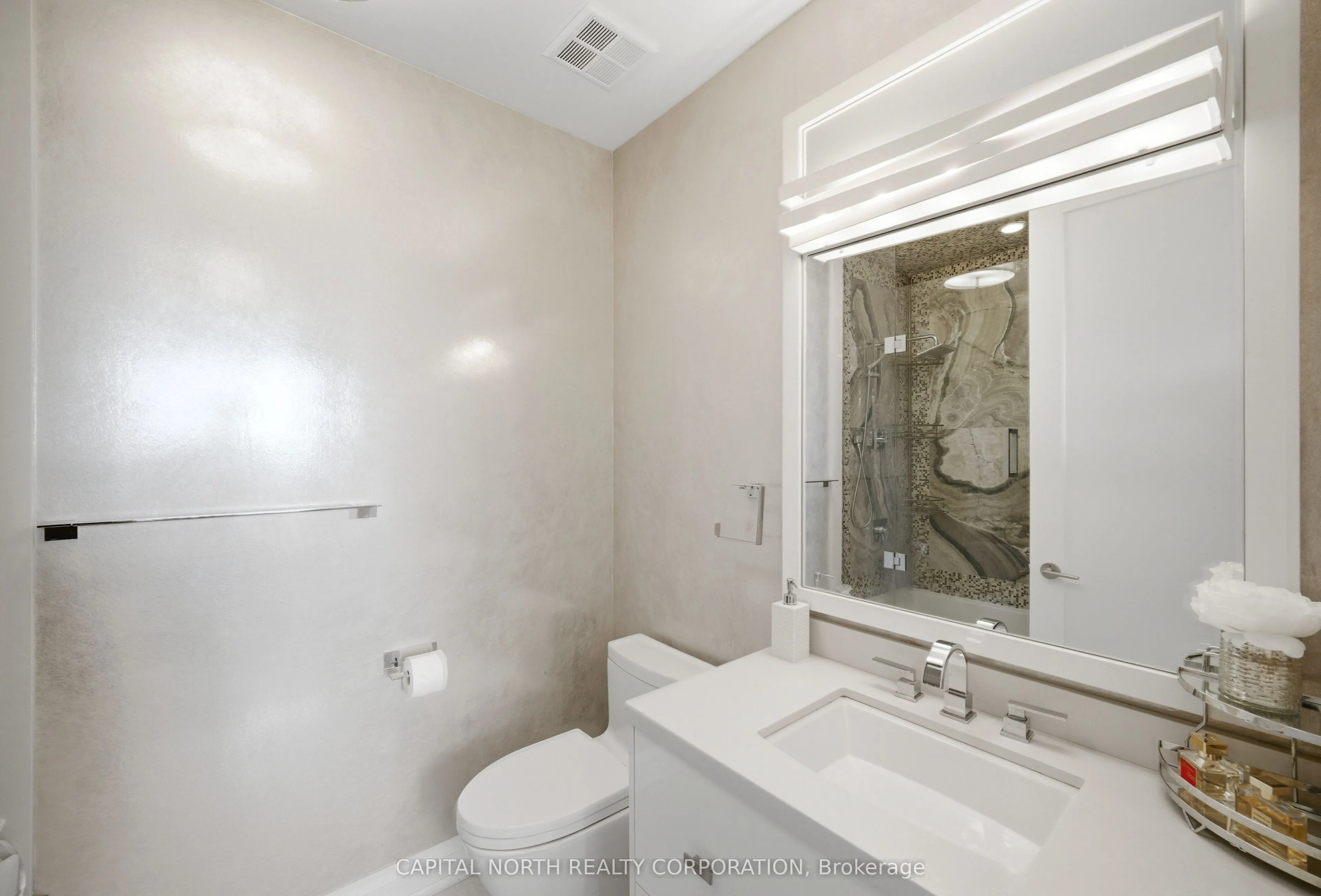 23 Glebe Road W #804