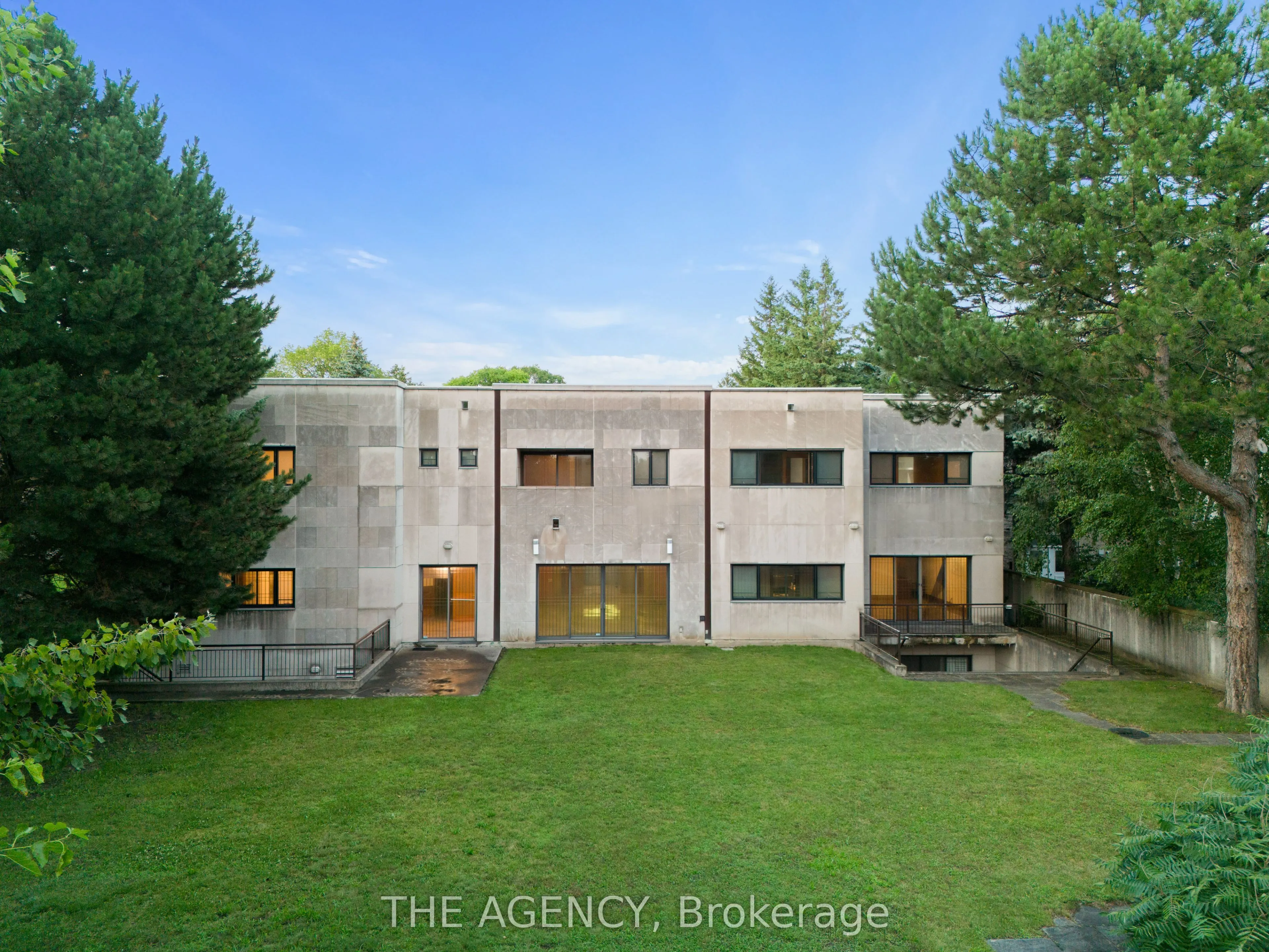 23 Bayview Ridge