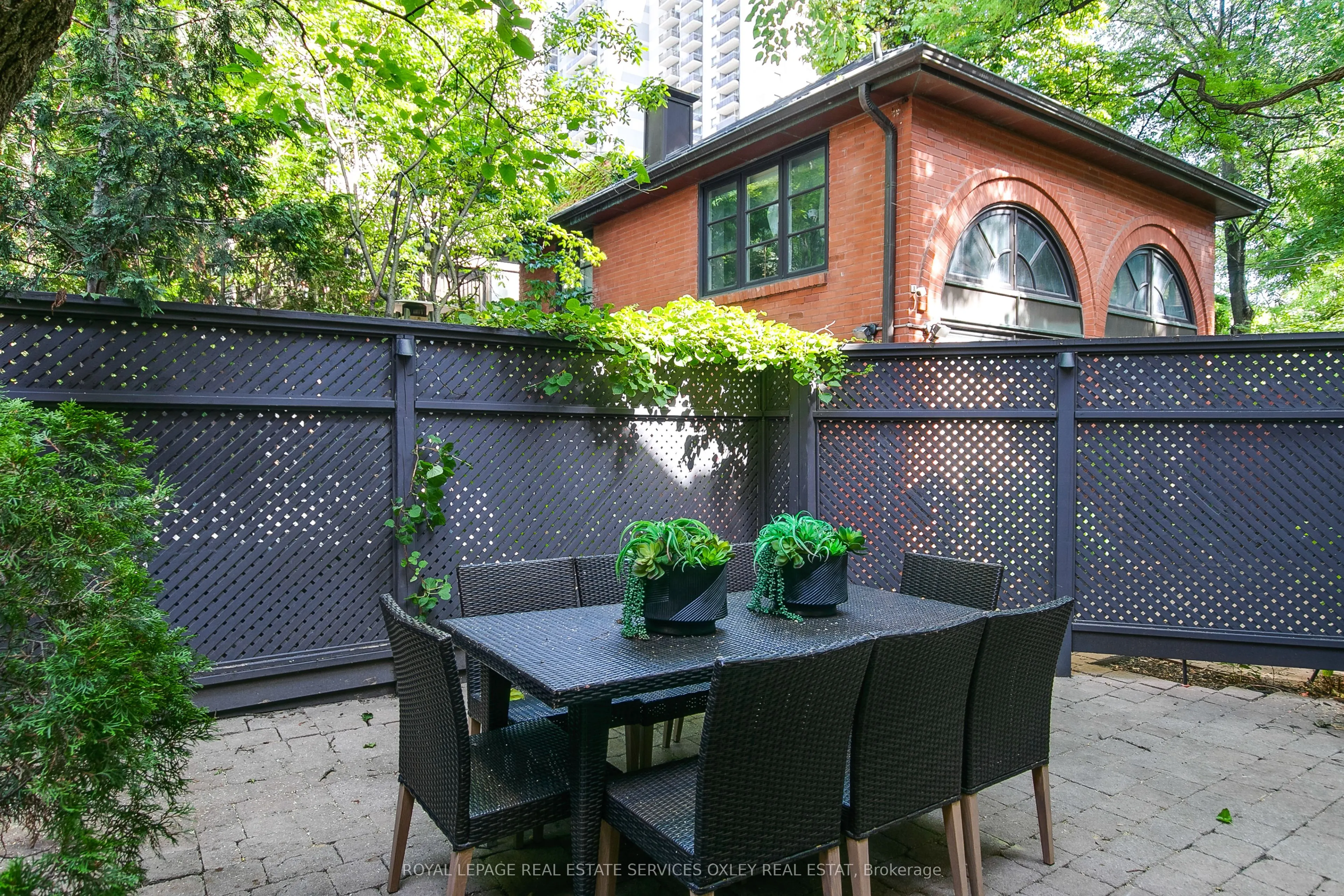 46 Bernard Avenue