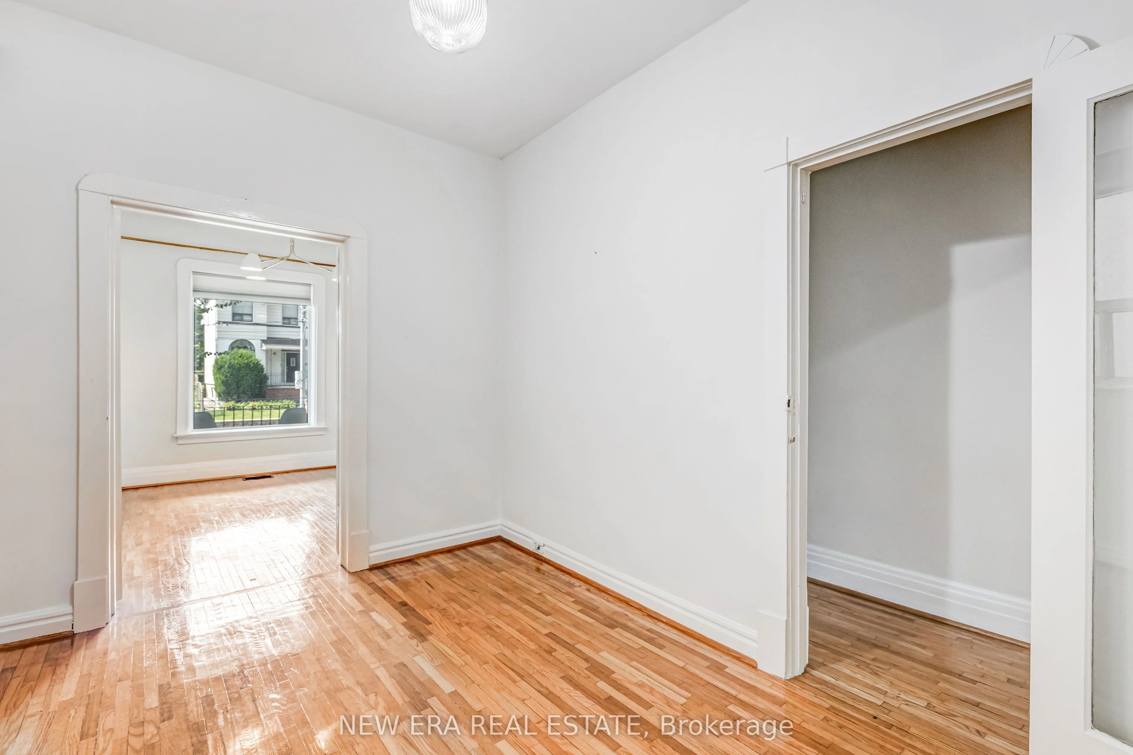 393 Ossington Avenue