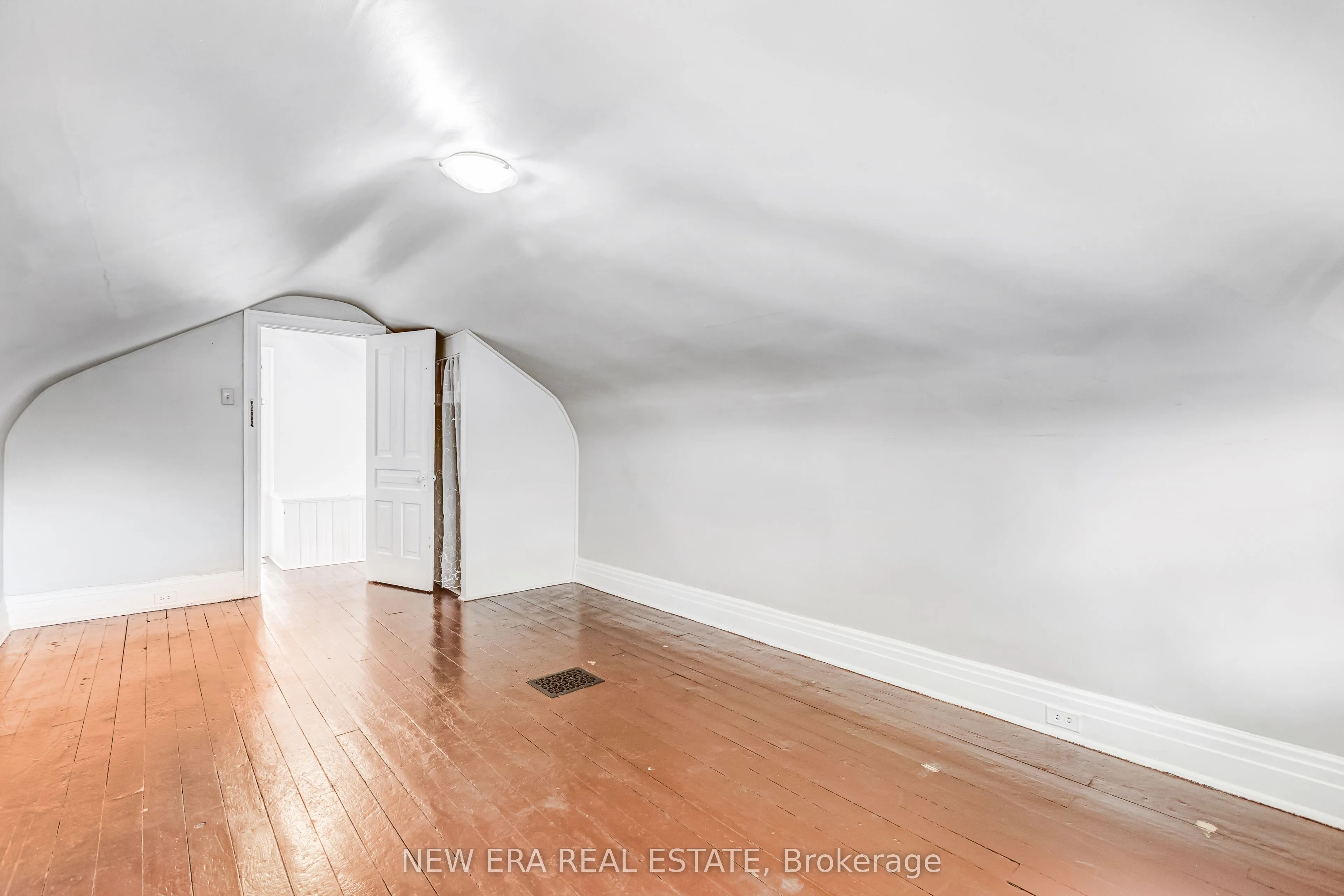 393 Ossington Avenue