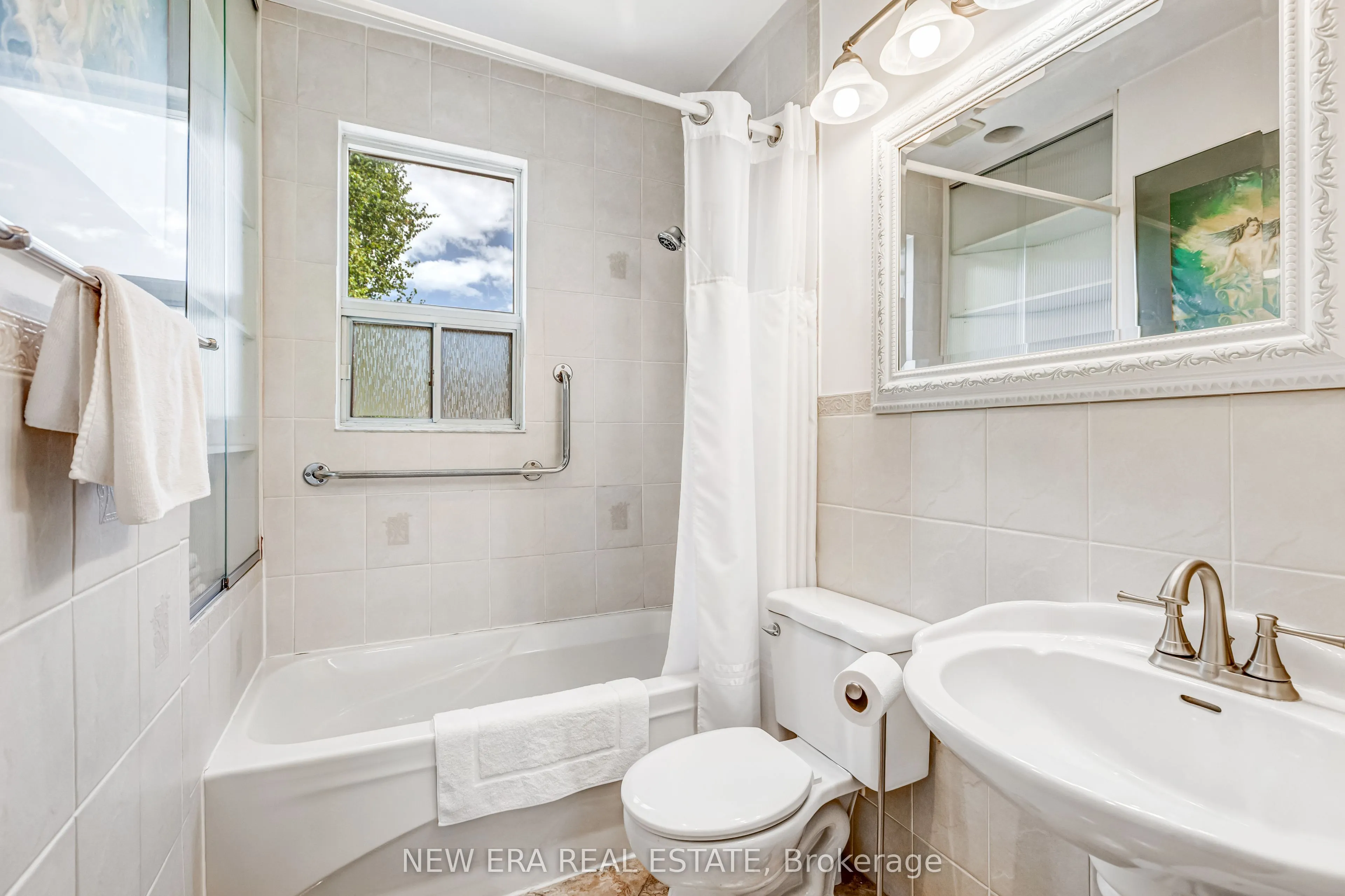 393 Ossington Avenue