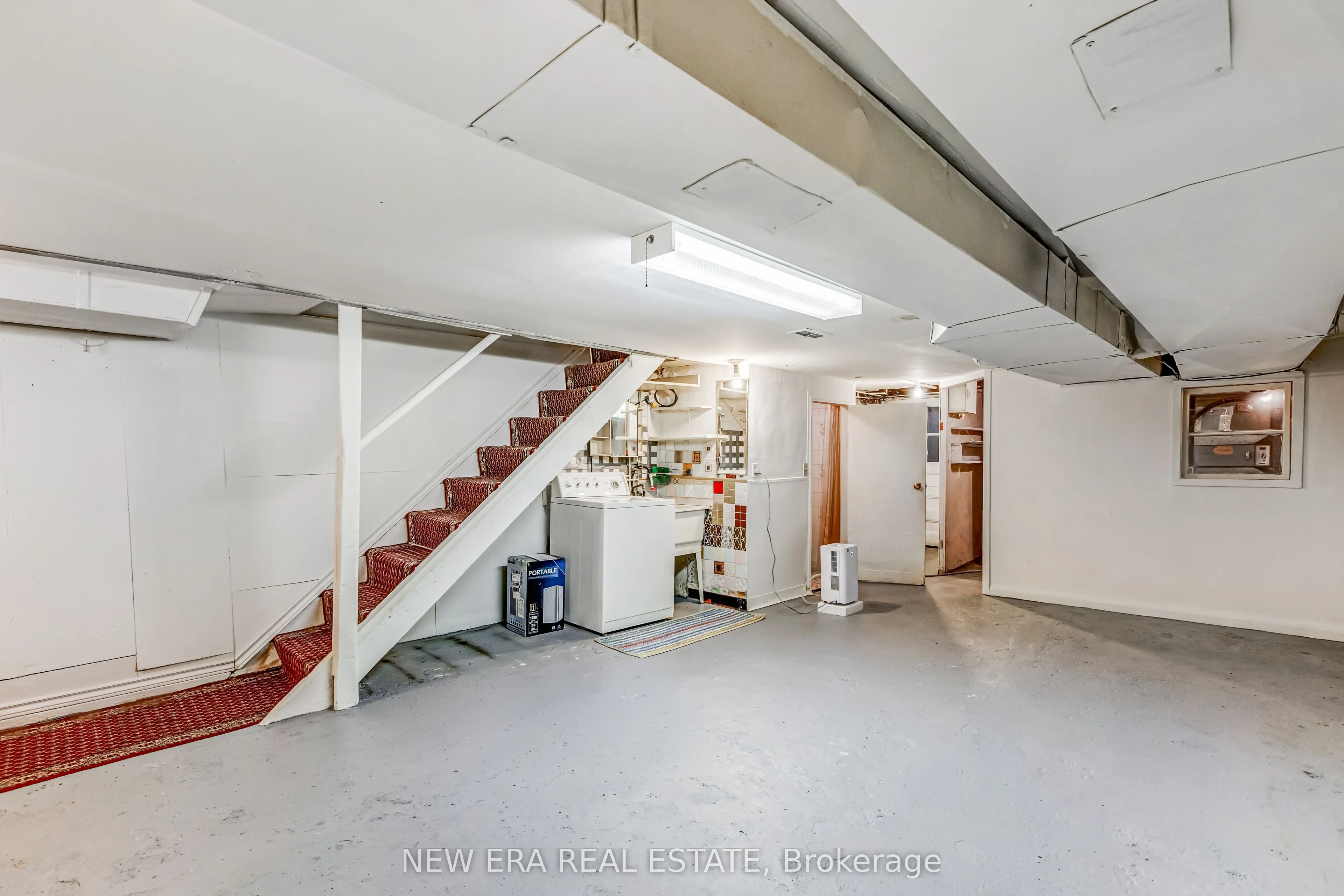 393 Ossington Avenue