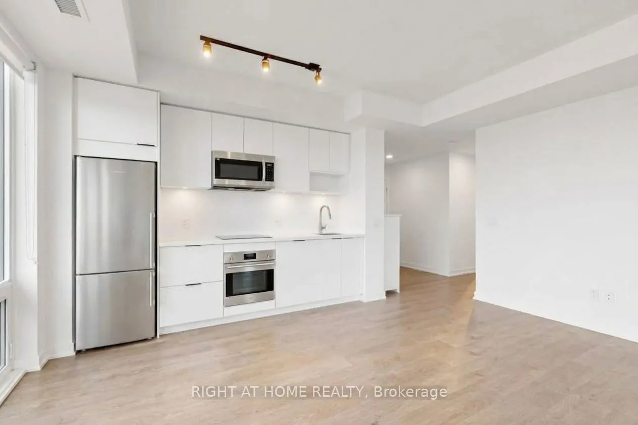 5 Defries Street #2502