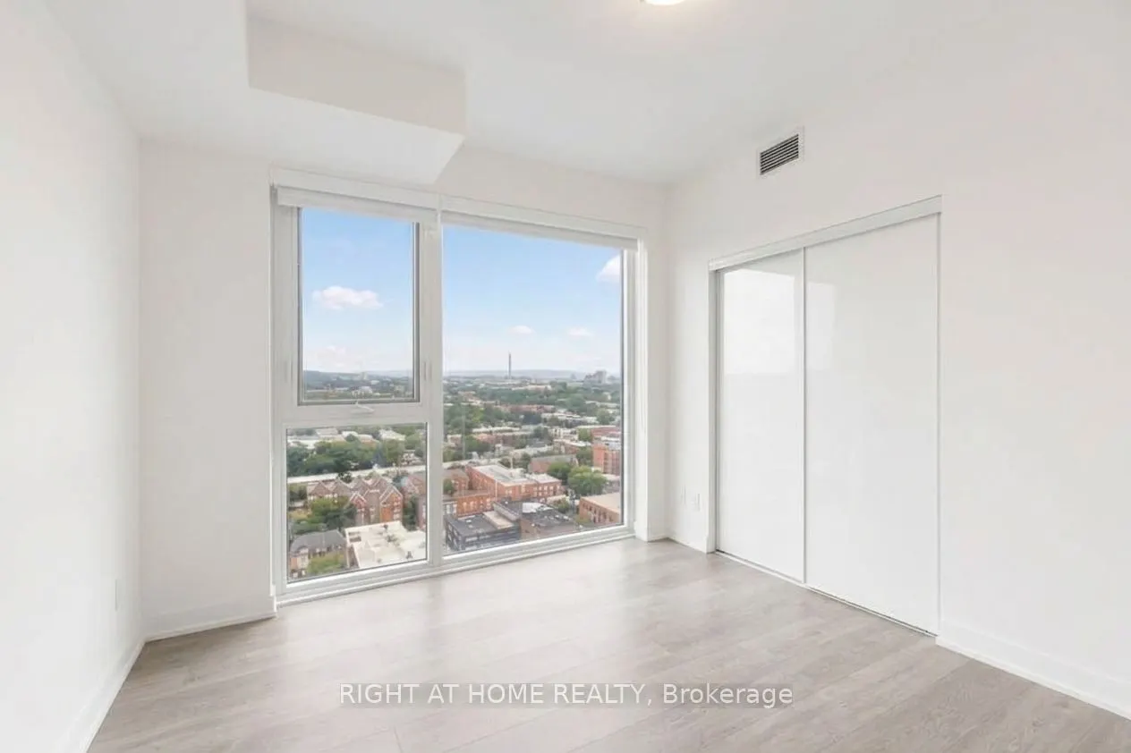 5 Defries Street #2502