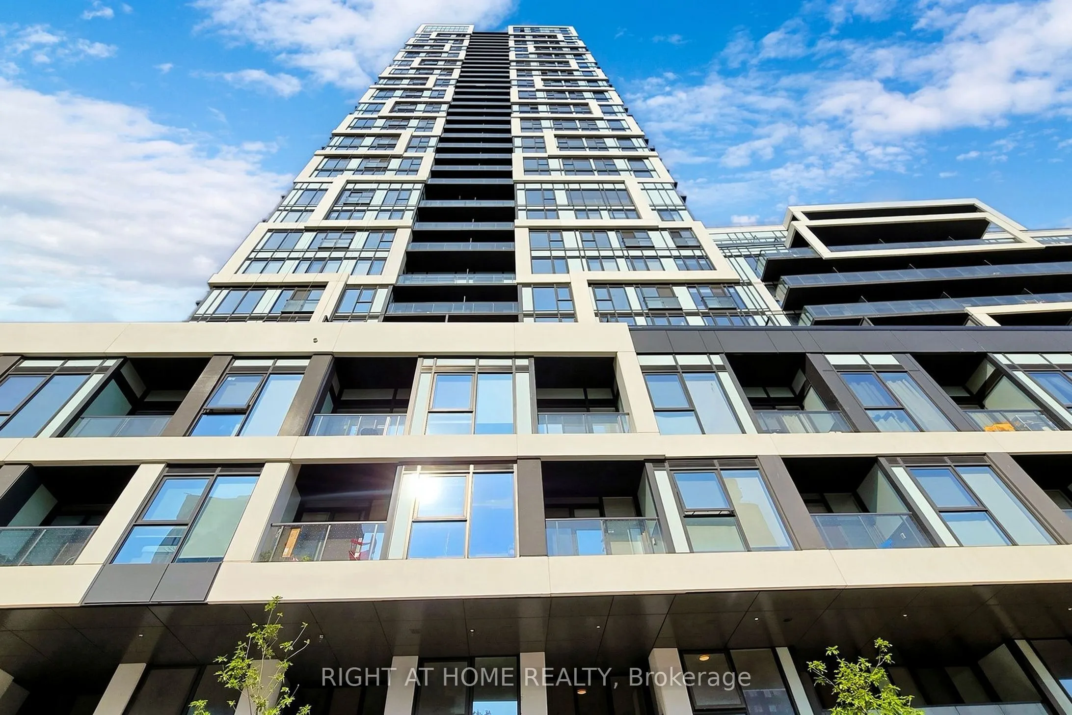 5 Defries Street #2502