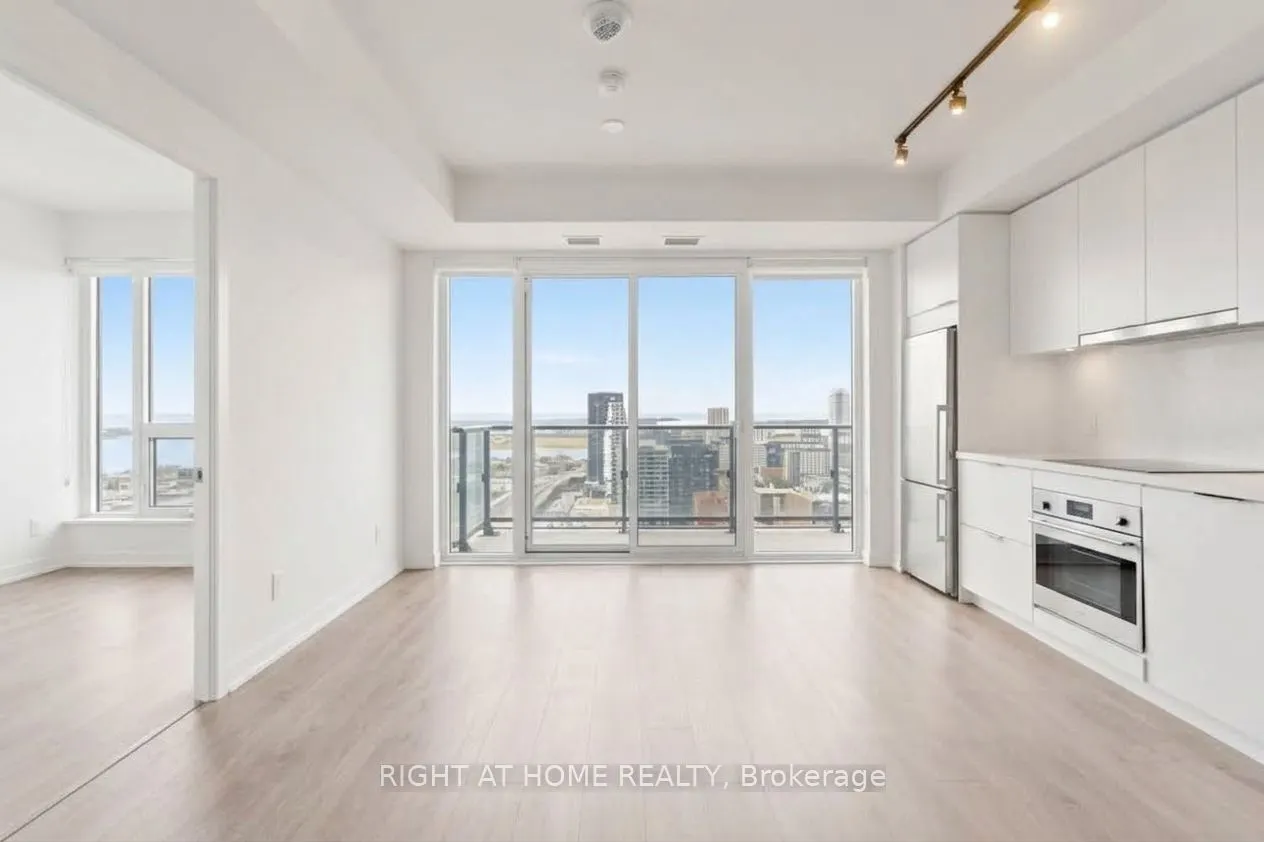5 Defries Street #2502