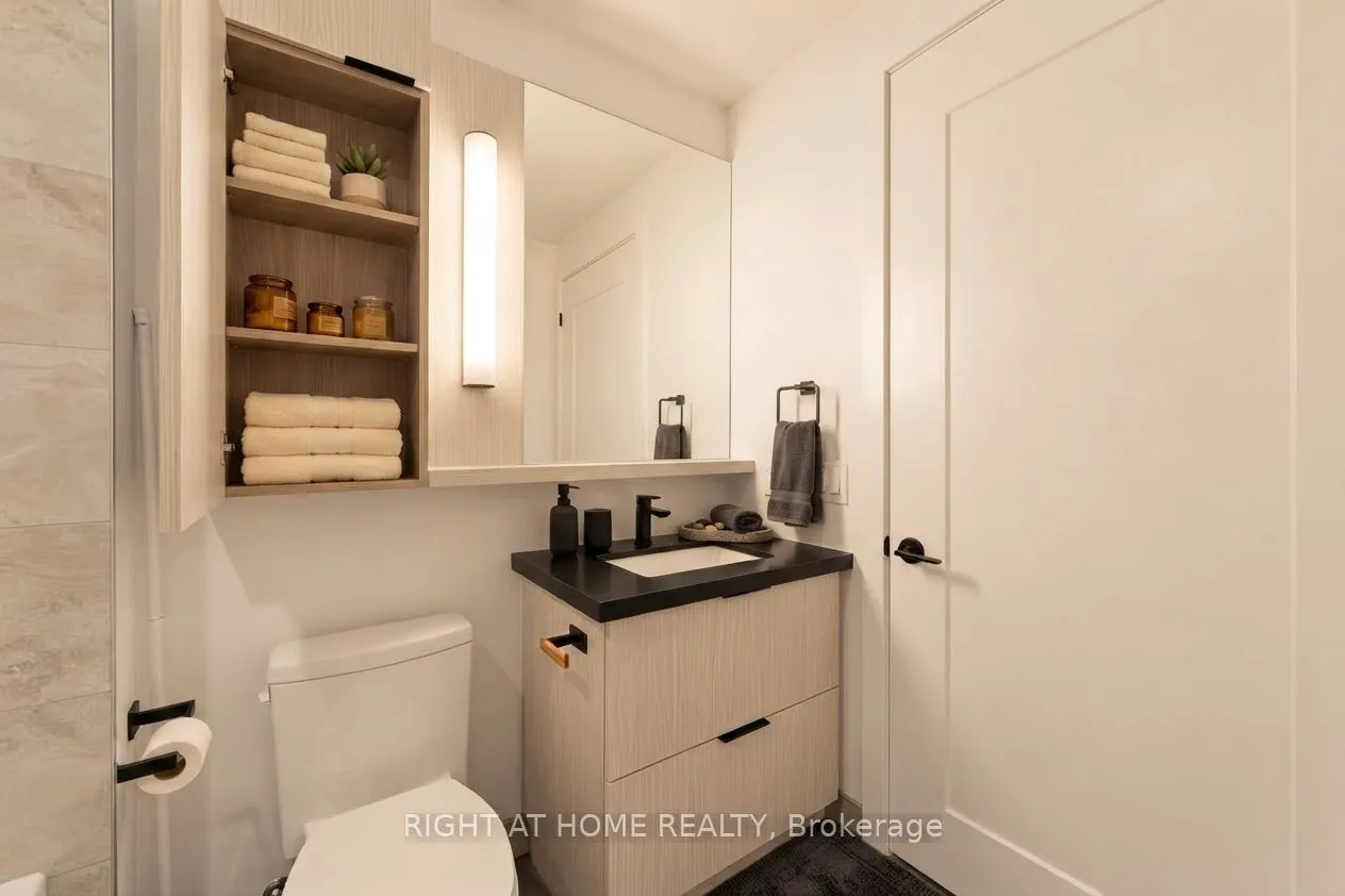 5 Defries Street #2502