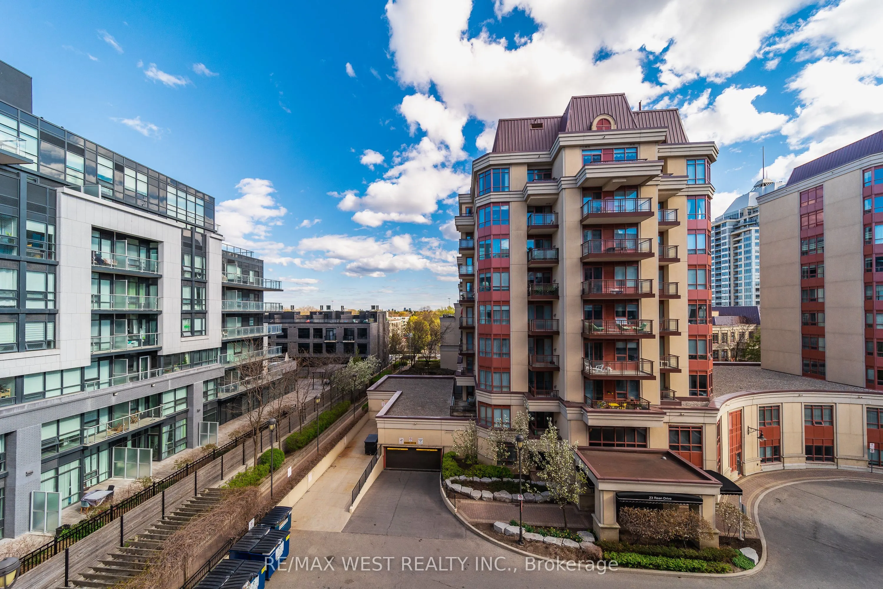 27 Rean Drive #524