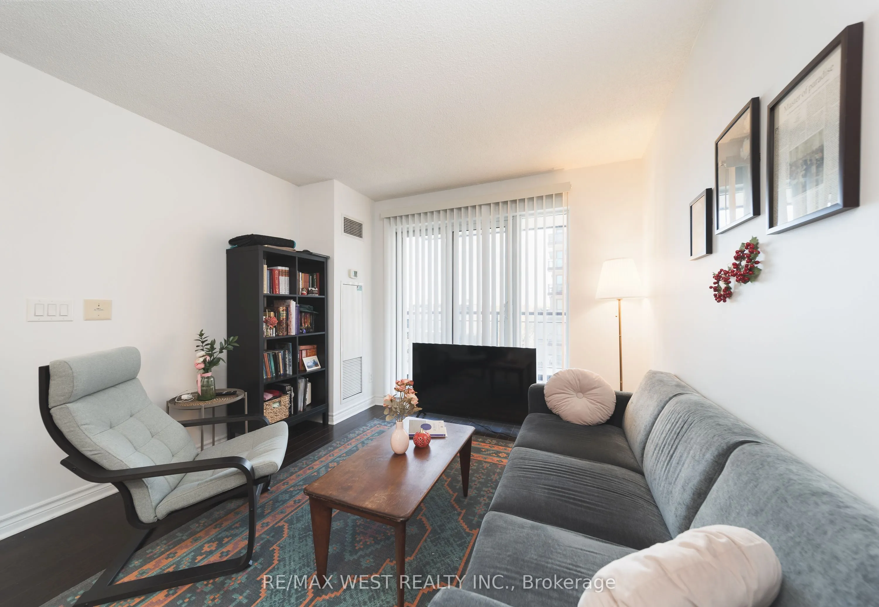 27 Rean Drive #524