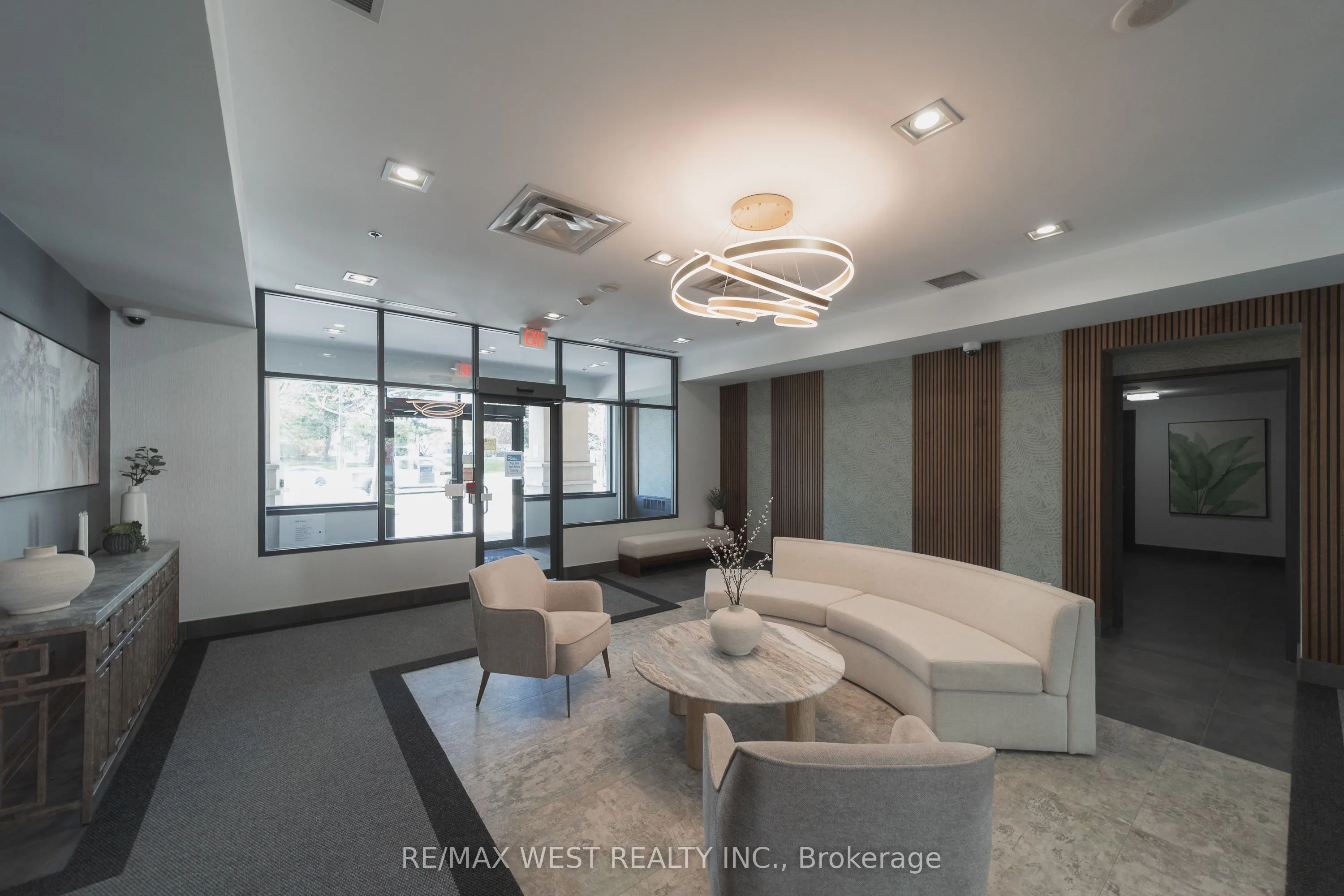 27 Rean Drive #524