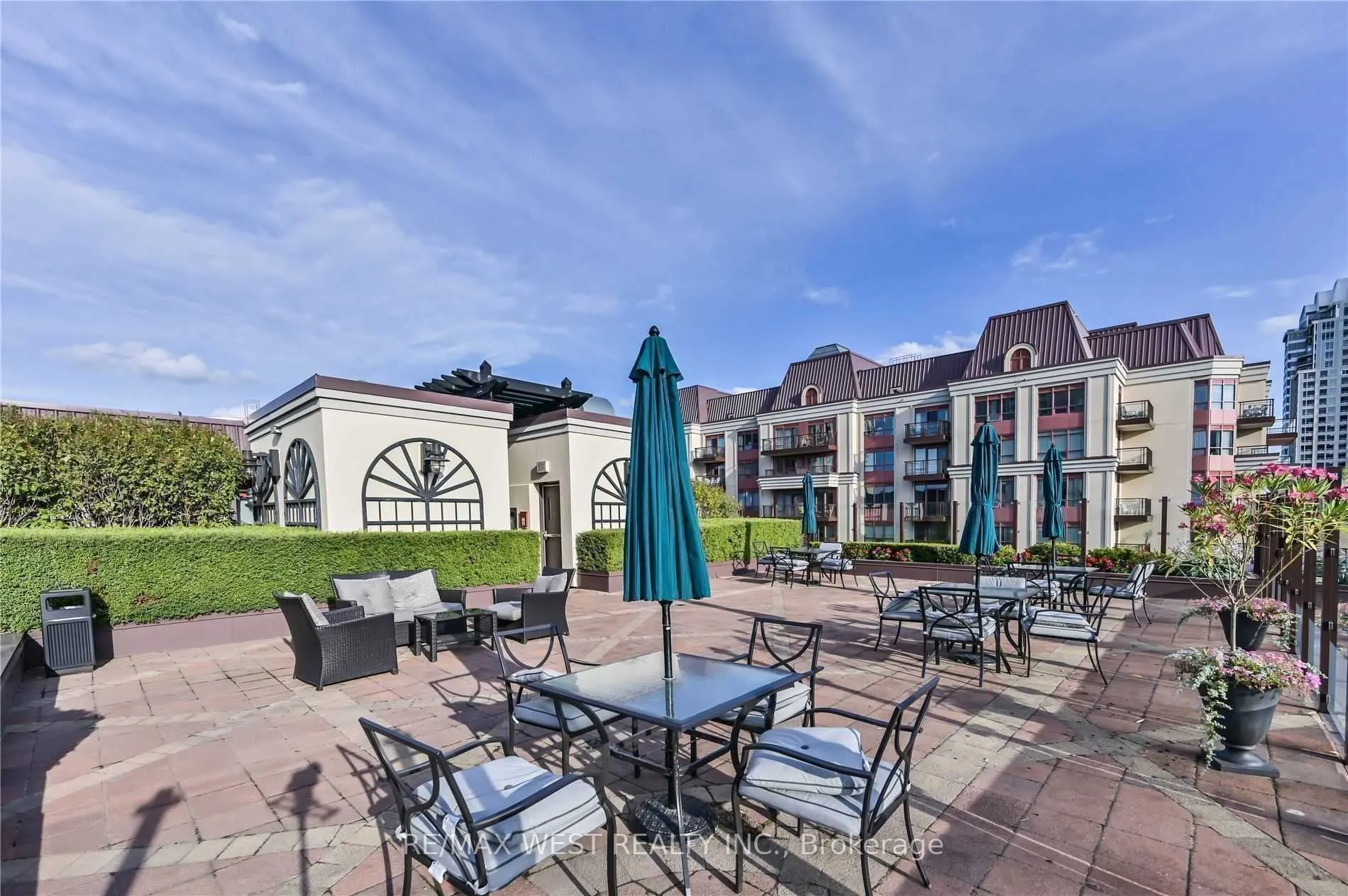 27 Rean Drive #524