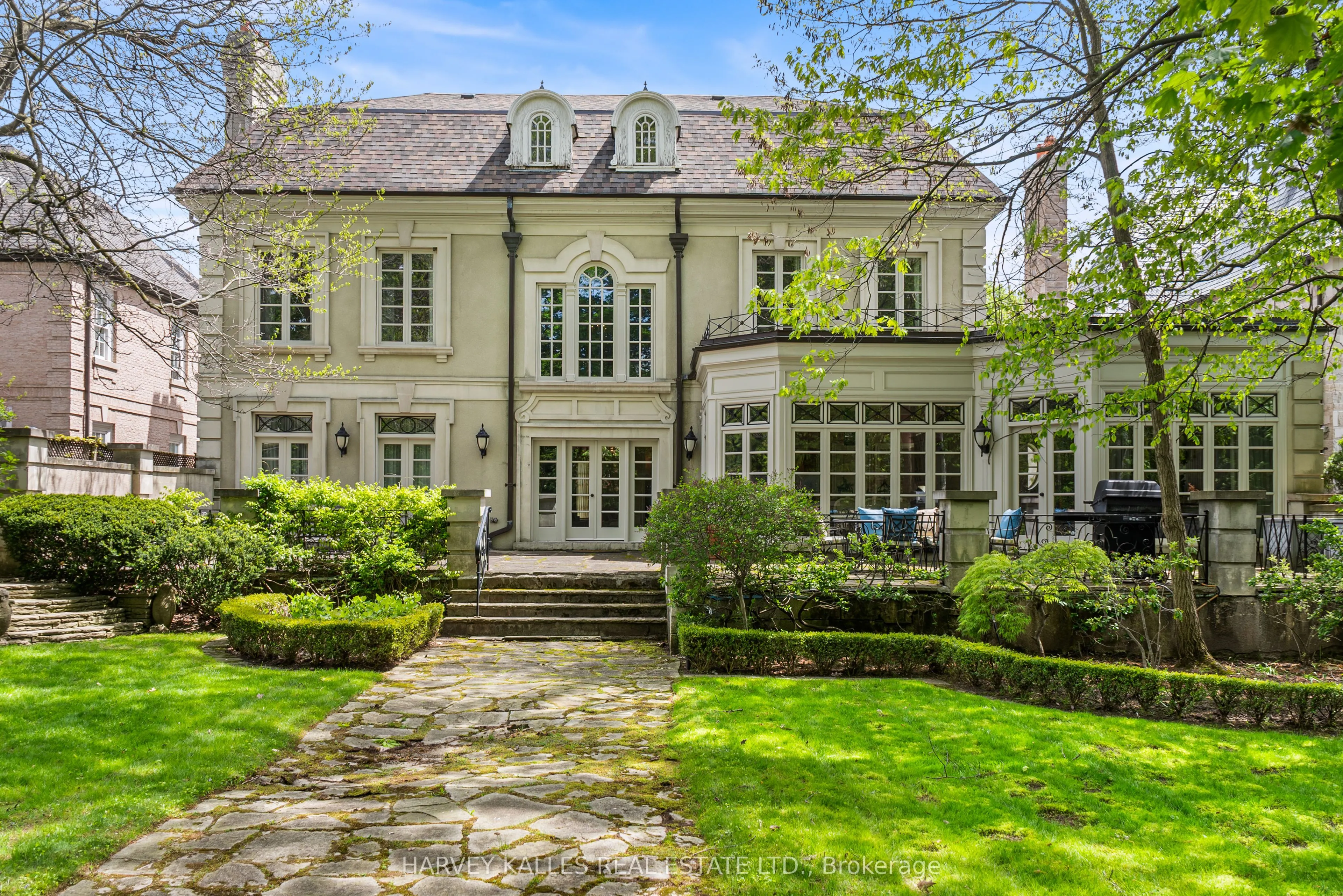 94 Dunvegan Road