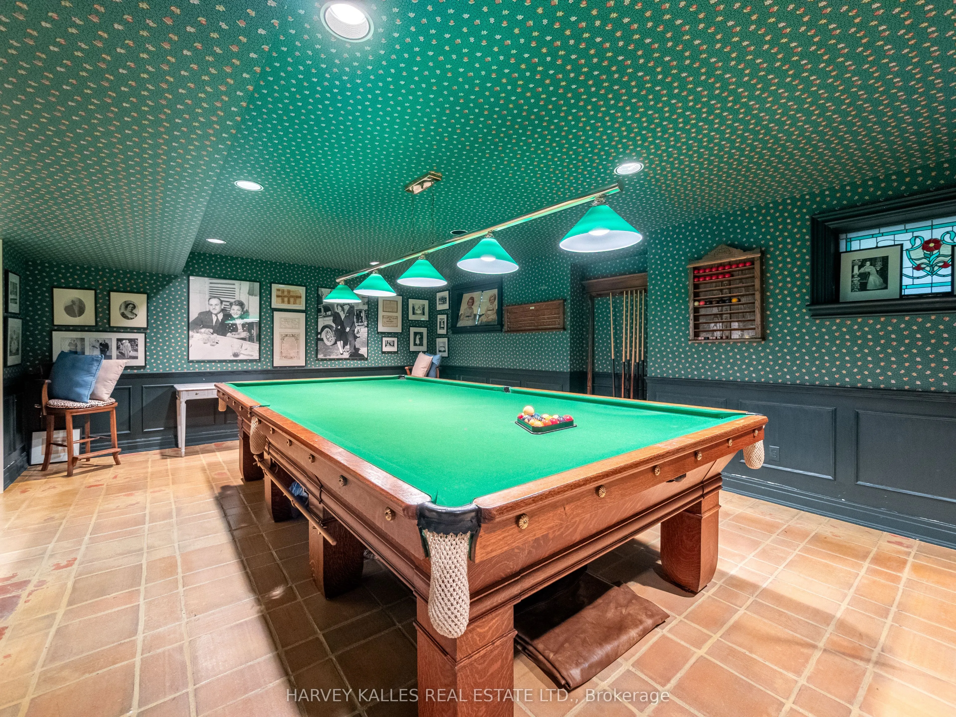 94 Dunvegan Road