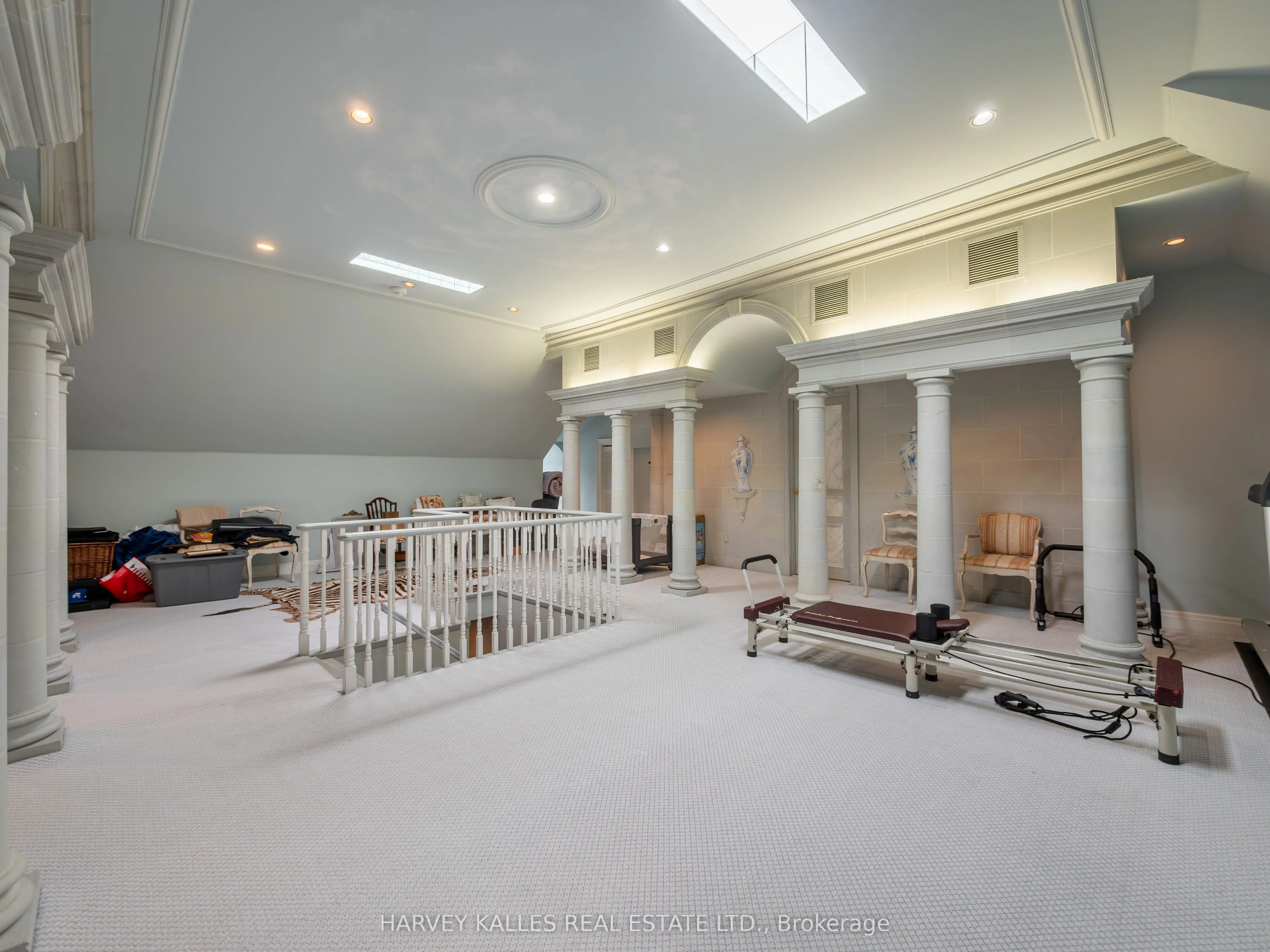 94 Dunvegan Road