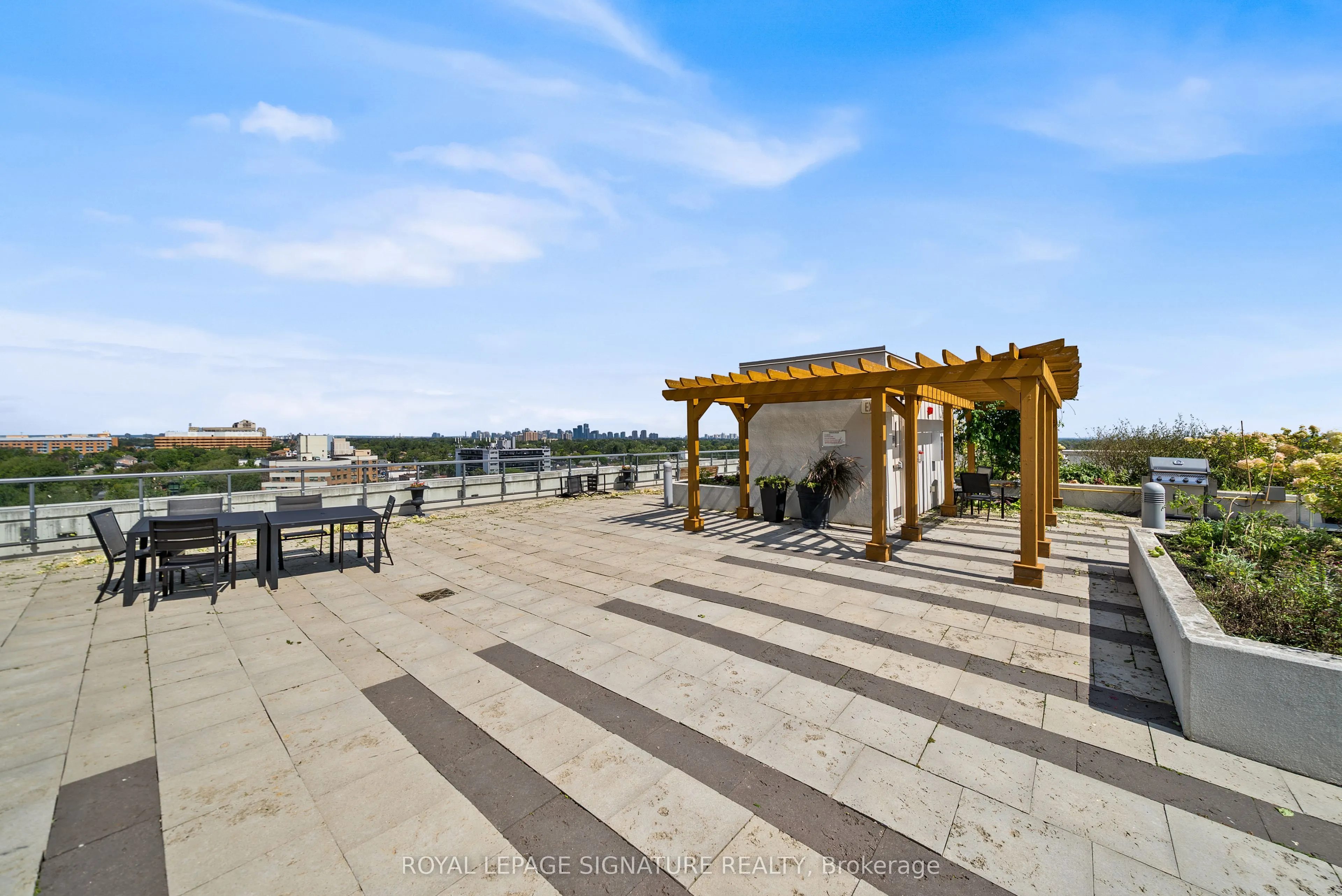 35 Saranac Boulevard #721