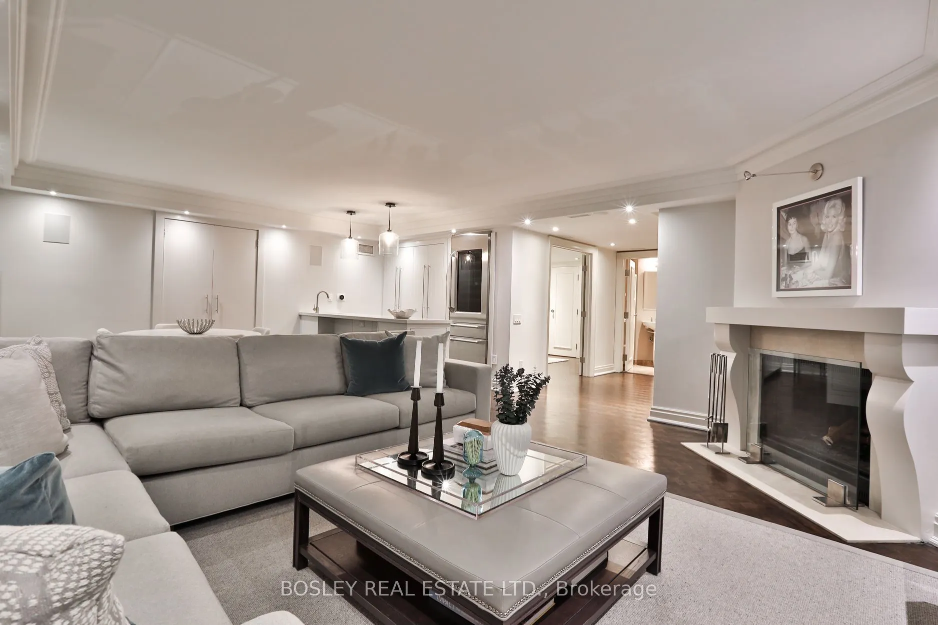 4 Lowther Avenue #101