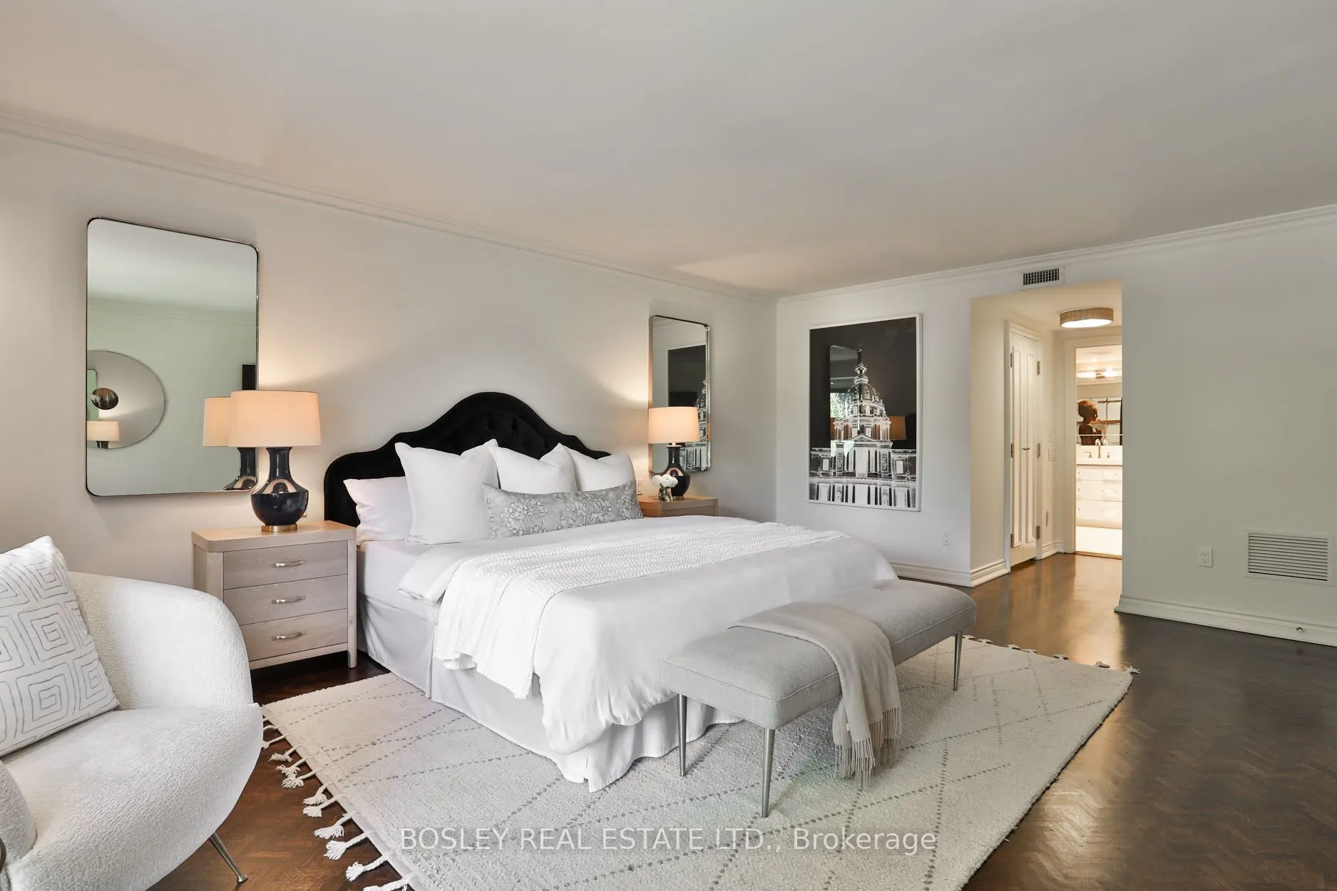 4 Lowther Avenue #101
