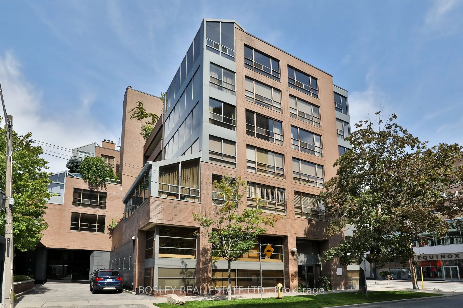 4 Lowther Avenue #101