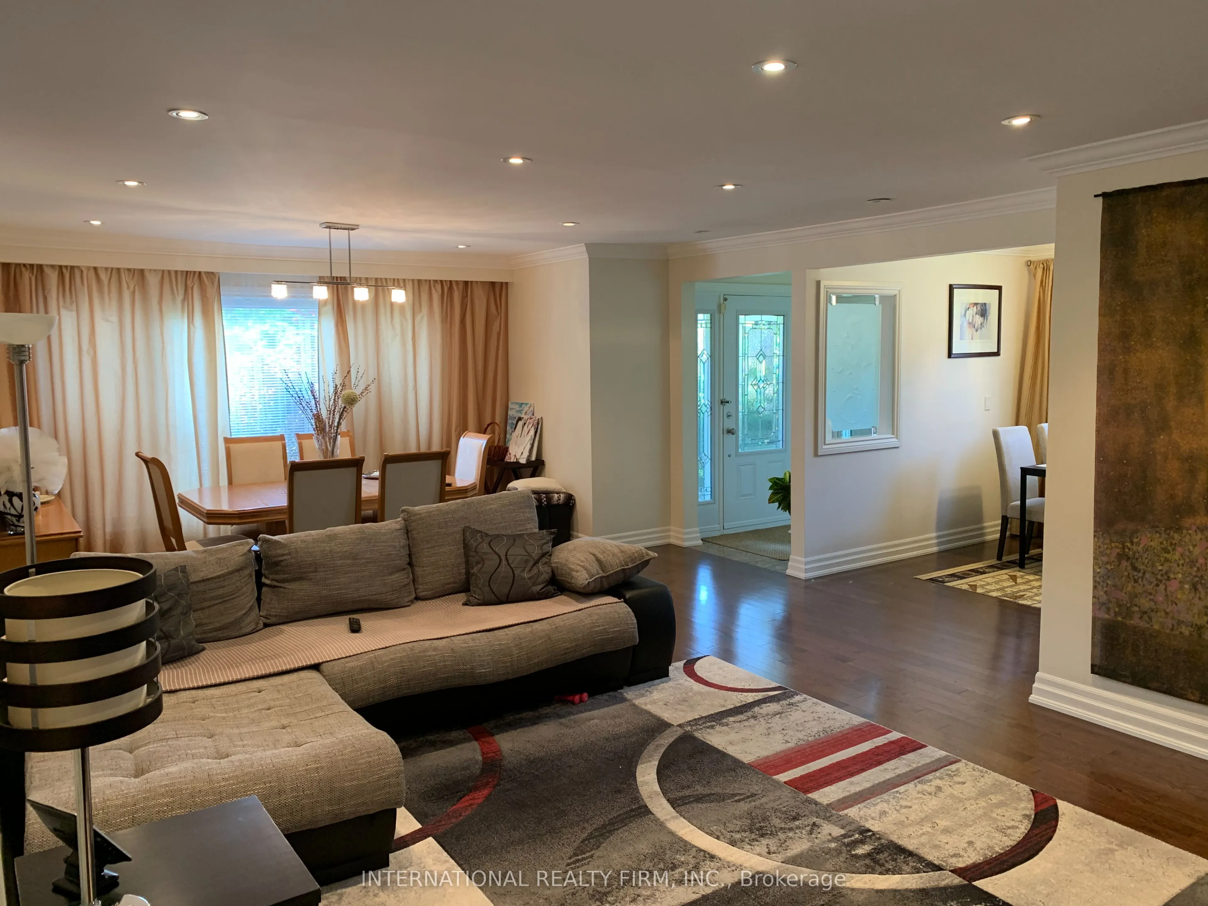 66 Dewlane Drive