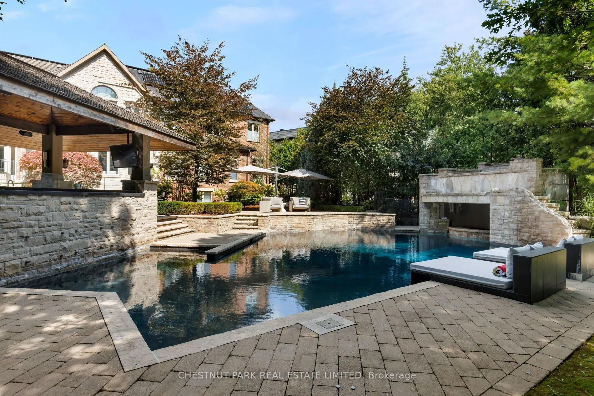 95 Bayview Ridge